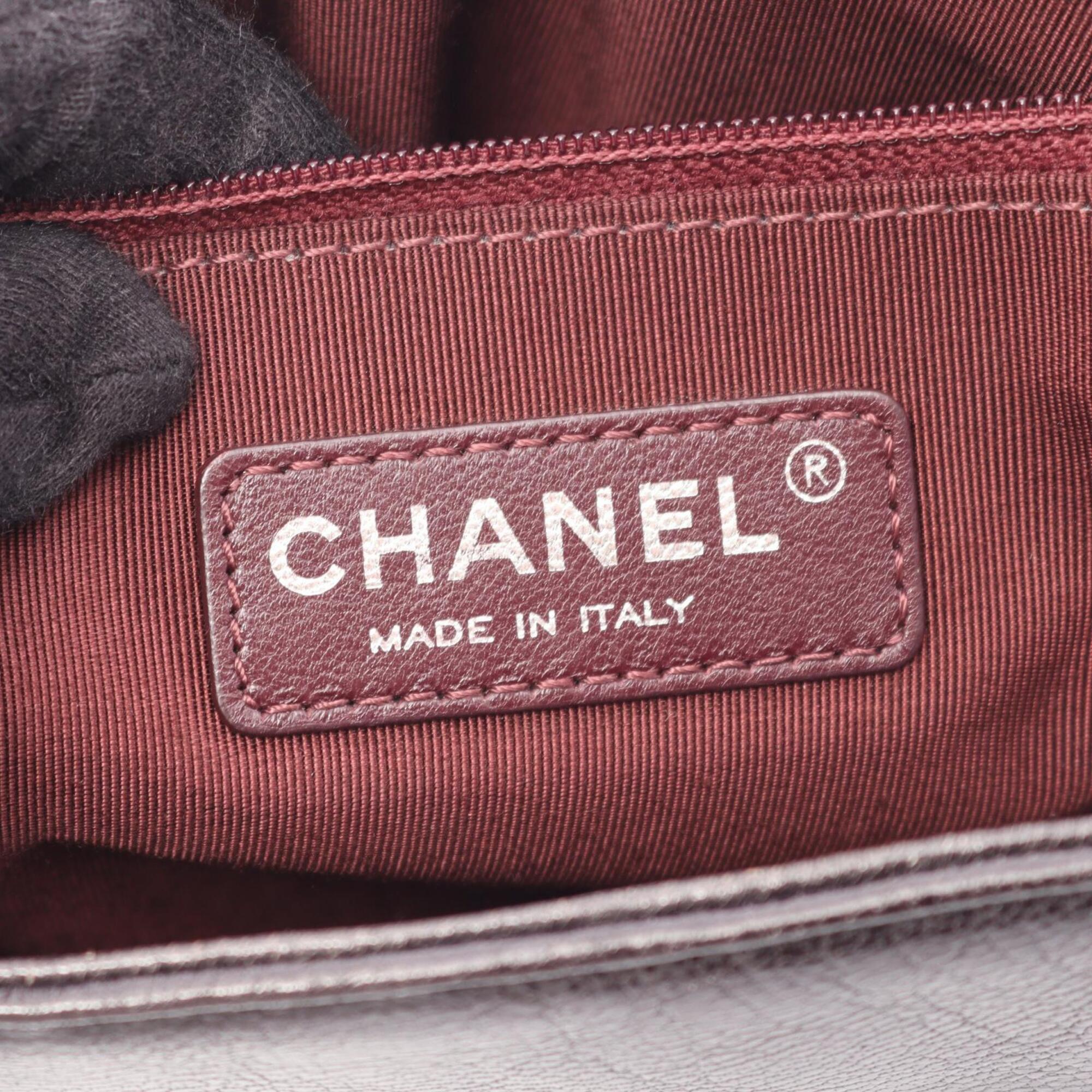 Chanel Black Gray Leather Handbag Shoulder Bag (Pre-Owned)
