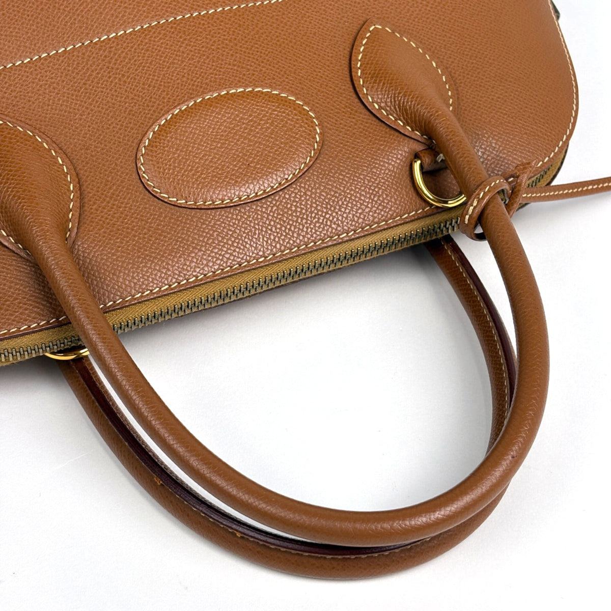 Hermes Gold Courchevel Leather Handbag (Pre-Owned)