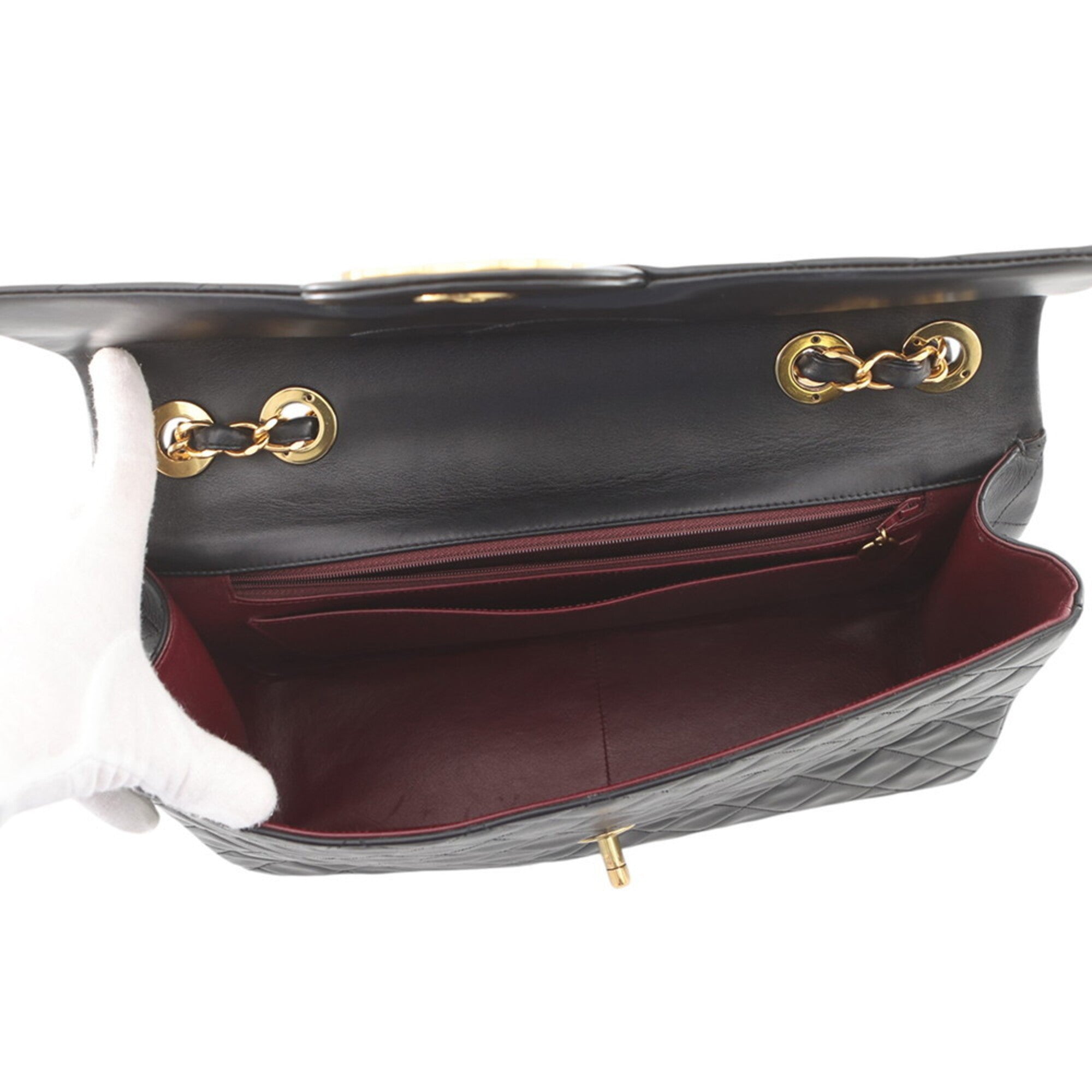 Chanel Black Leather Handbag Shoulder Bag (Pre-Owned)