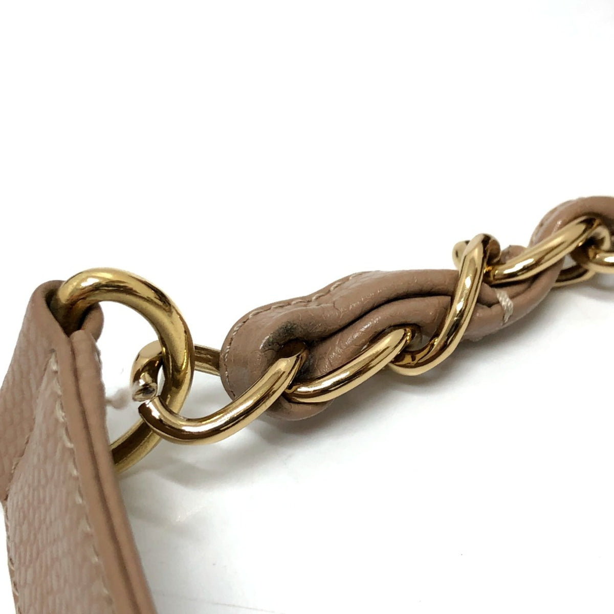 Chanel Beige Leather Shoulder Bag (Pre-Owned)