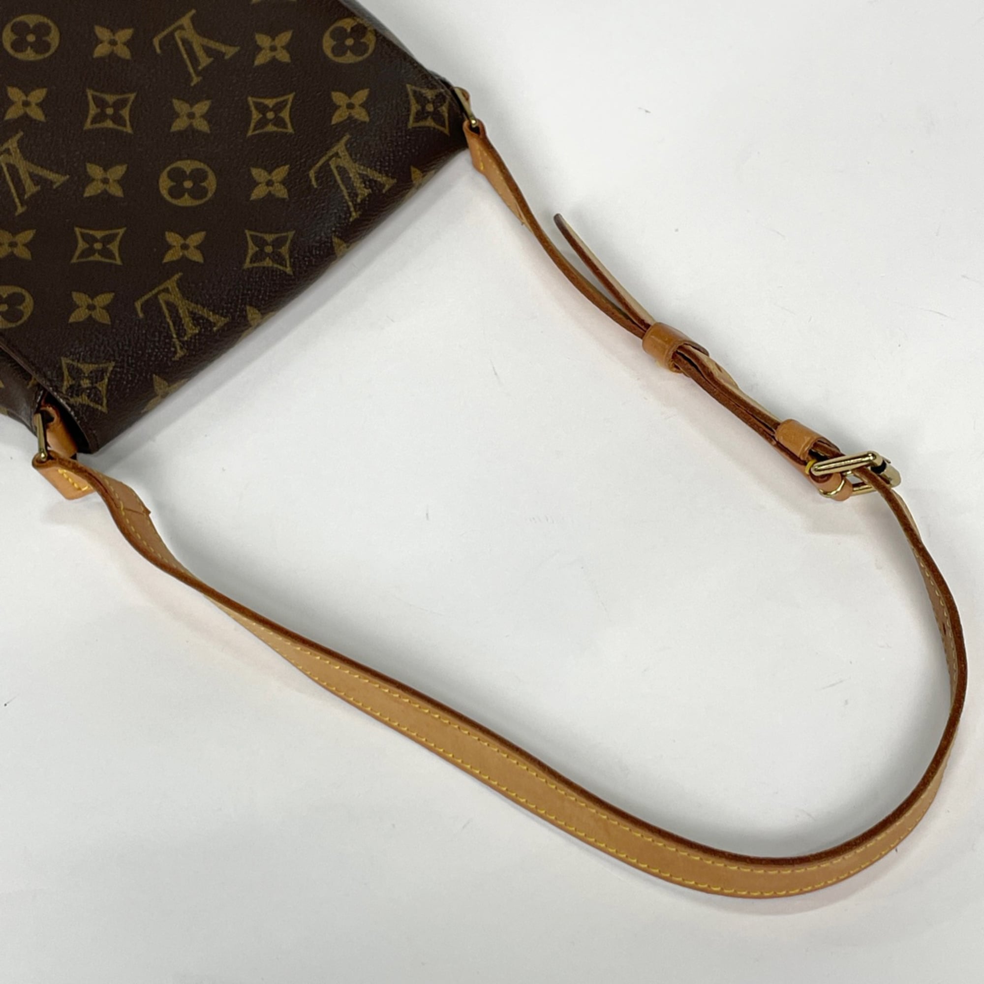 Louis Vuitton Monogram Brown Monogram Shoulder Bag (Pre-Owned)