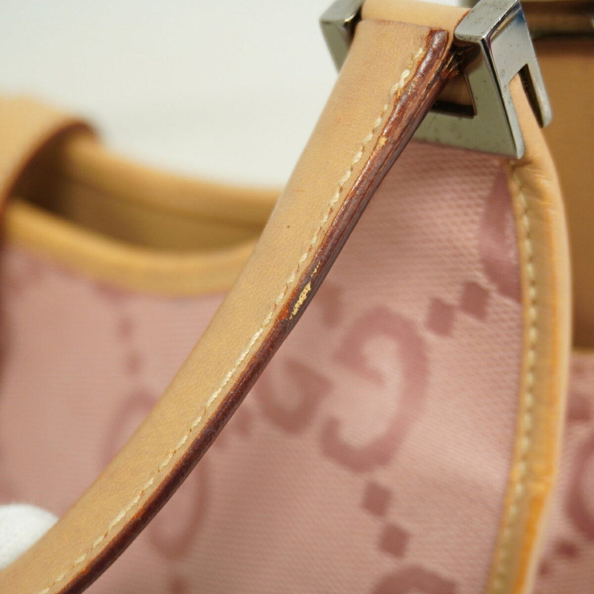 Gucci Pink Canvas Handbag (Pre-Owned)