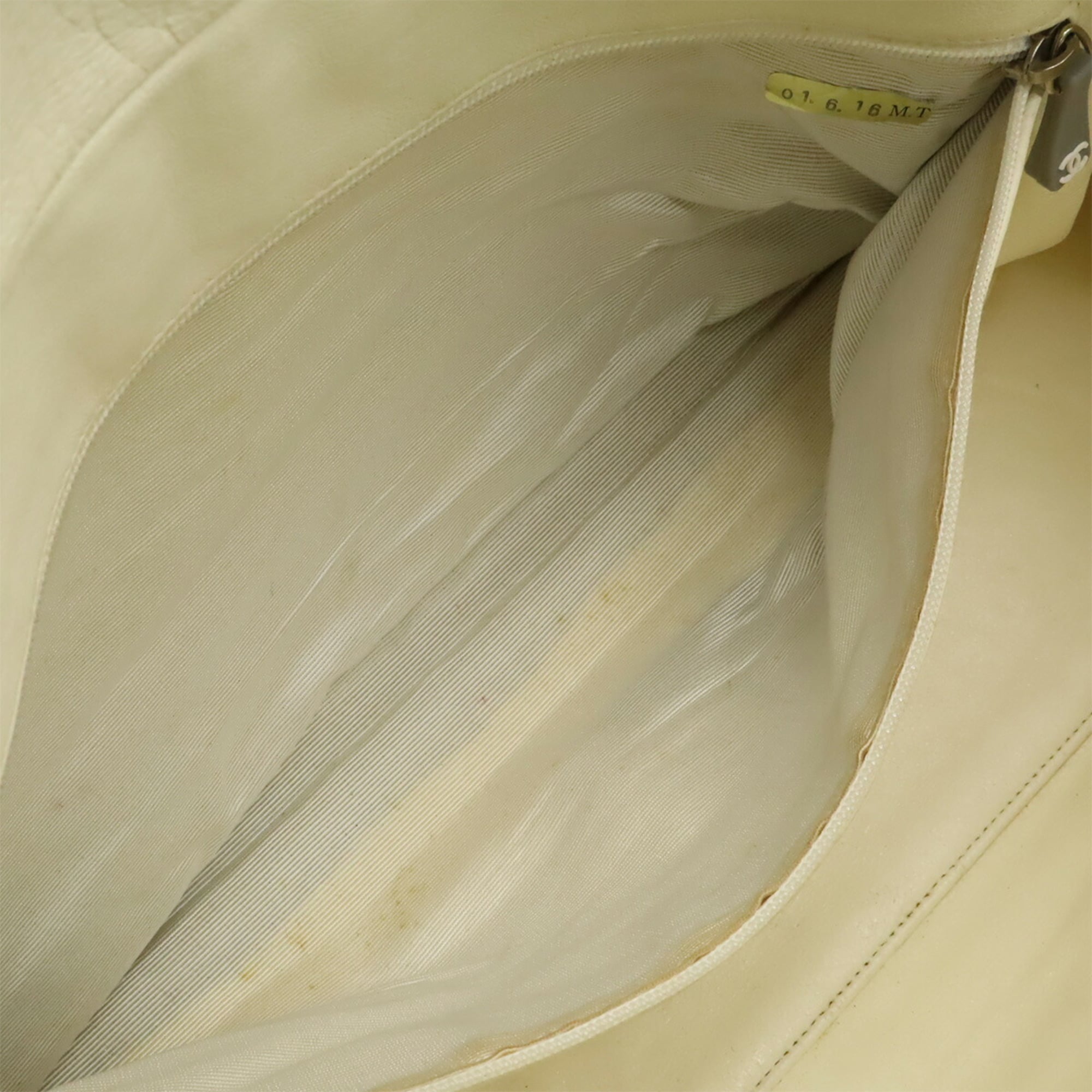 Chanel Sport Light Gray White Canvas Leather Handbag (Pre-Owned)