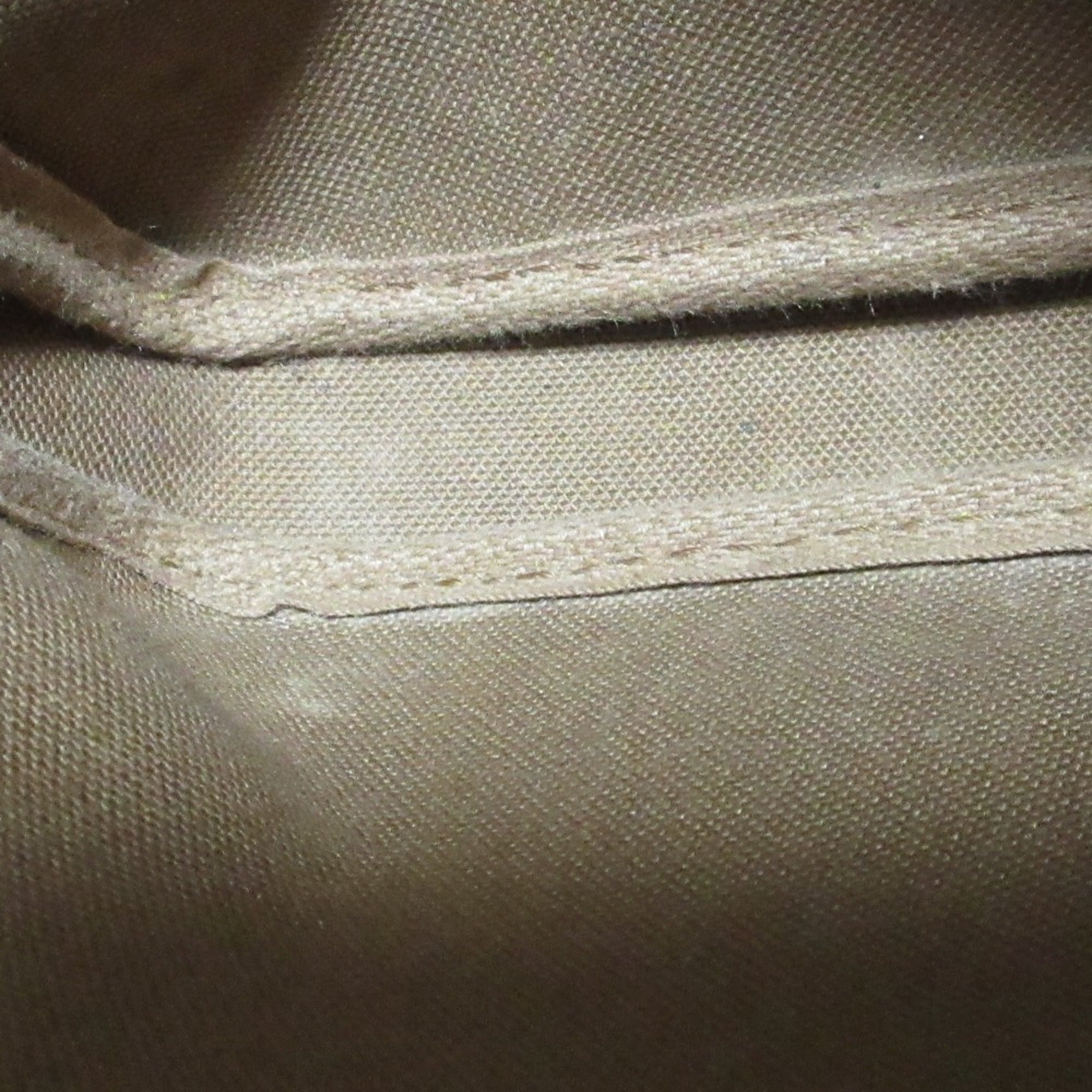 Louis Vuitton Brown Monogram Pouch (Pre-Owned)