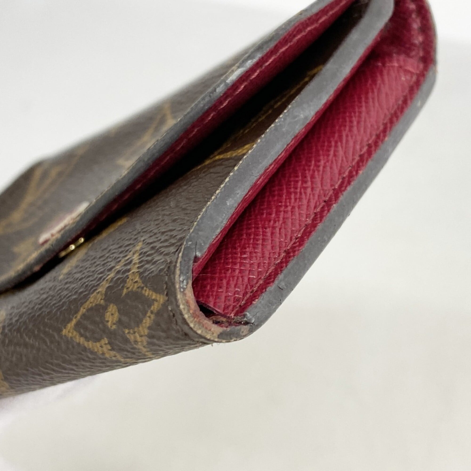 Louis Vuitton Fuchsia Coin Purse/Coin Case (Pre-Owned)