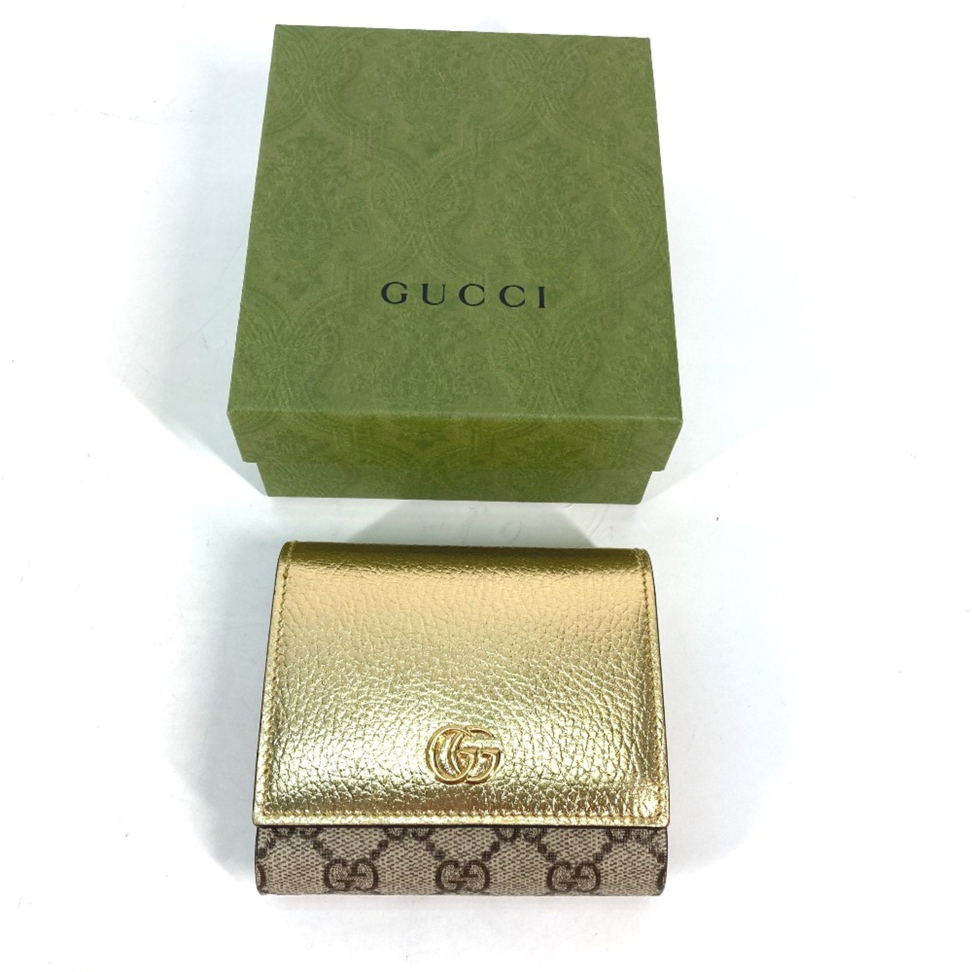 Gucci Gold Leather Wallet (Bi-Fold) (Pre-Owned)