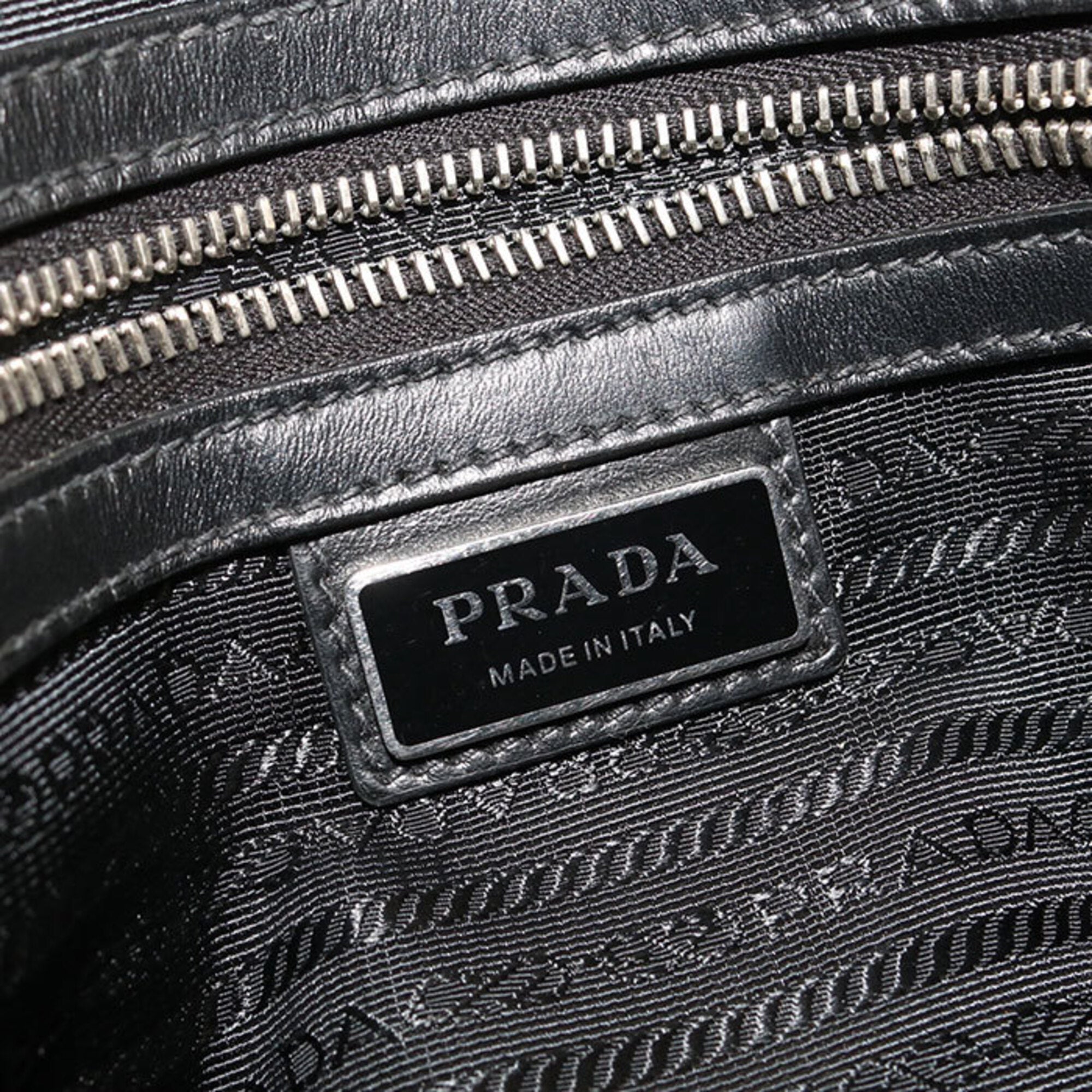 Prada Black Leather Shoulder Bag (Pre-Owned)