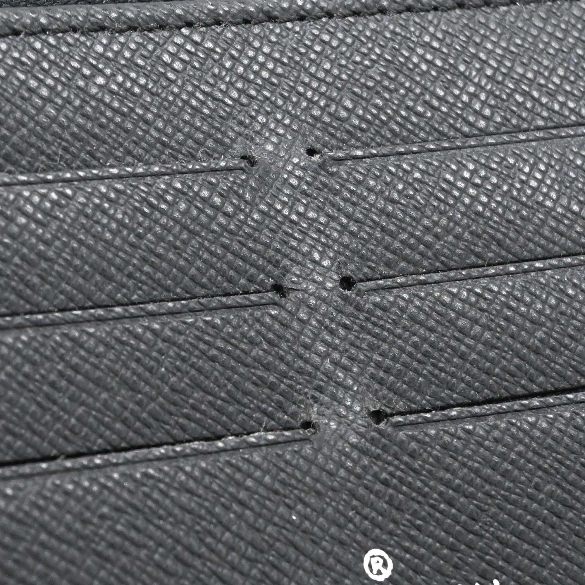 Louis Vuitton Black Epi Leather Long Wallet (Bi-Fold) (Pre-Owned)