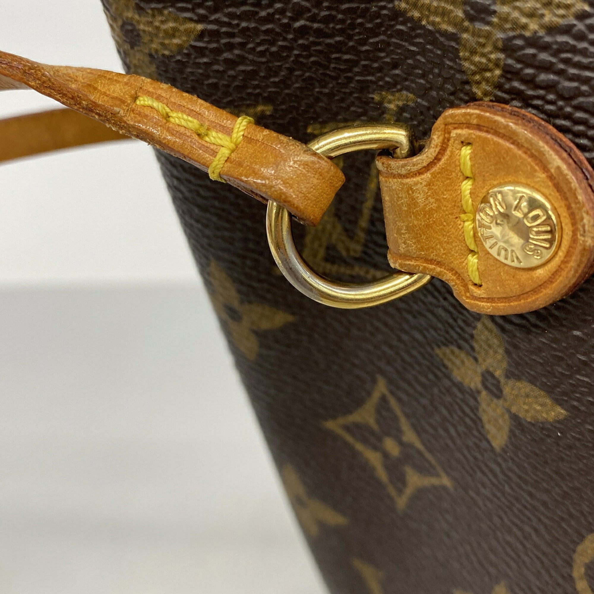 Louis Vuitton Brown Tote Bag (Pre-Owned)