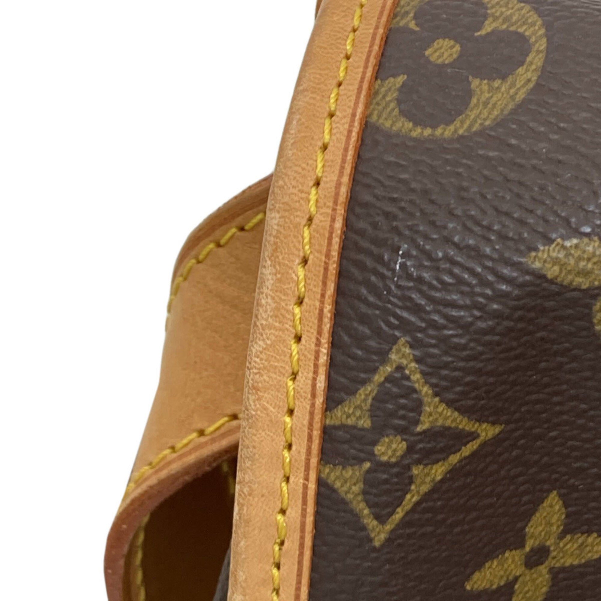 Louis Vuitton Brown Monogram Monogram Shoulder Bag (Pre-Owned)