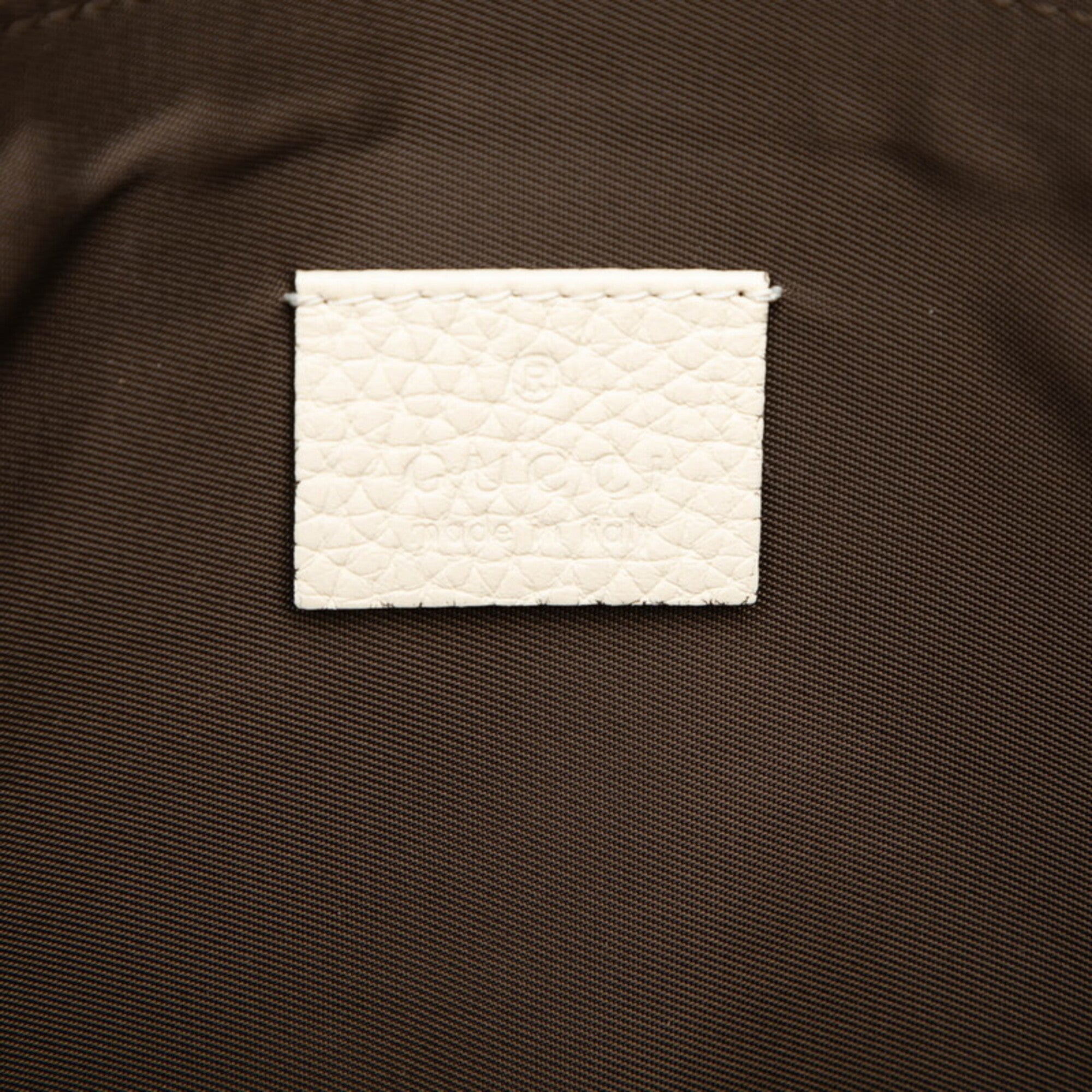 Gucci Ivory Leather Clutch Bag (Pre-Owned)