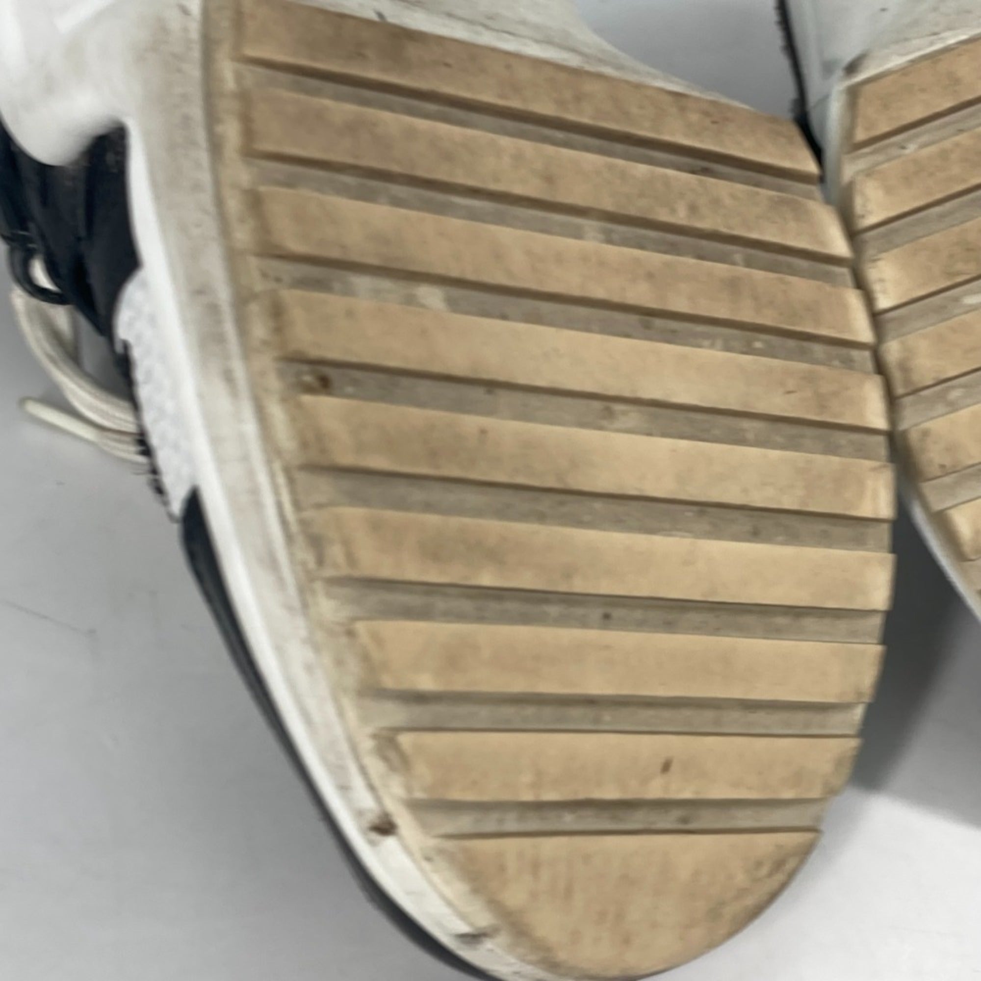 Louis Vuitton Black White Sneakers (Pre-Owned)