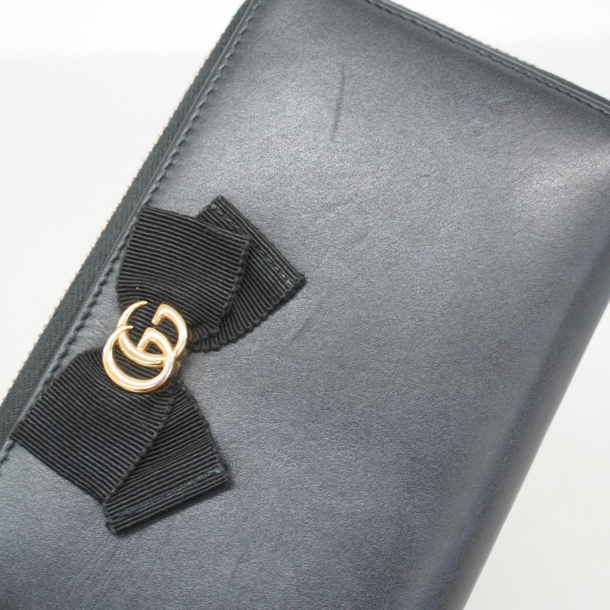Gucci Black Leather Long Wallet (Bi-Fold) (Pre-Owned)