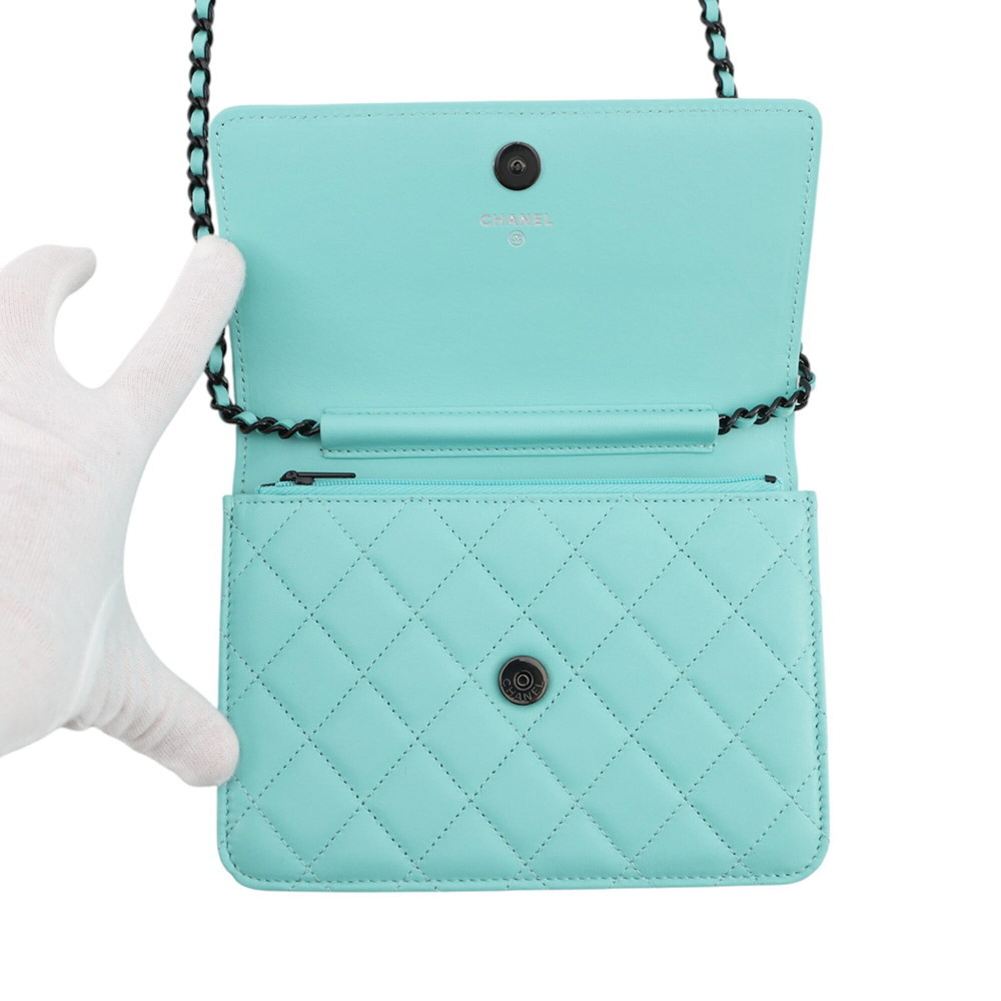 Chanel Black Turquoise Chain/Shoulder Wallet (Pre-Owned)