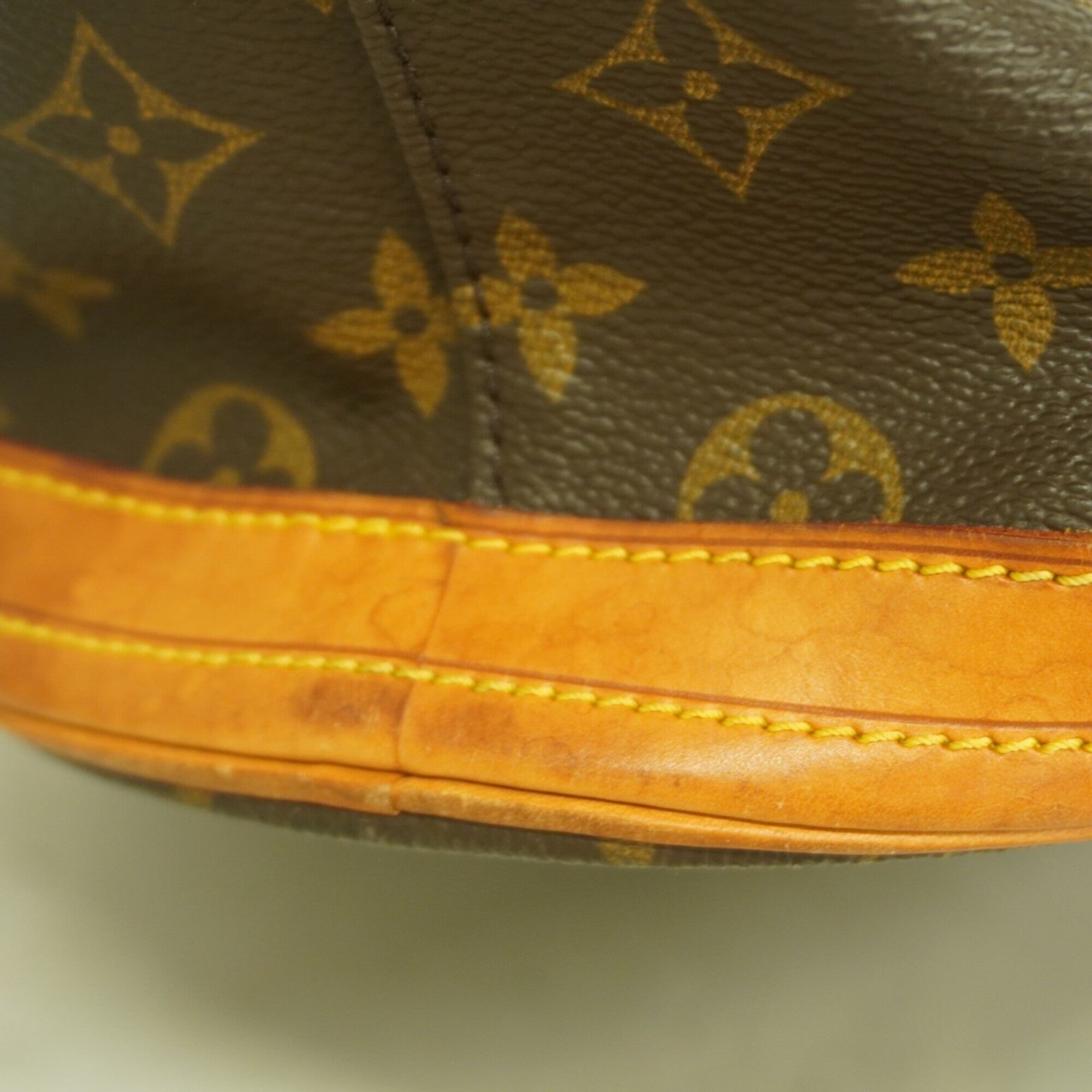 Louis Vuitton Brown Tote Bag (Pre-Owned)