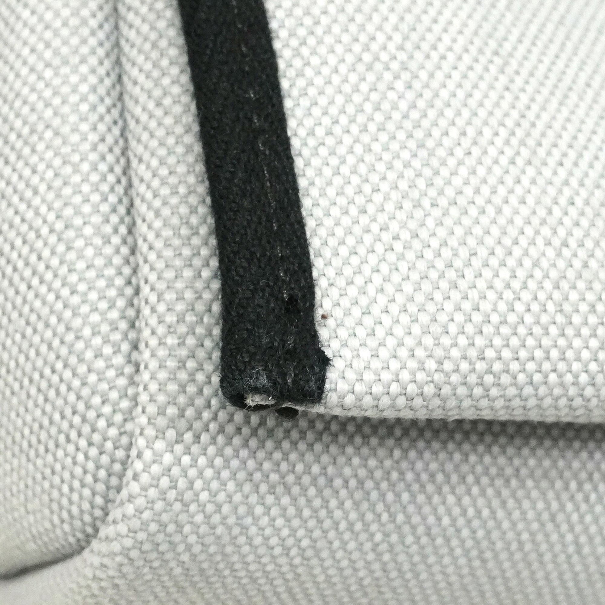Hermes Gray Shoulder Bag (Pre-Owned)