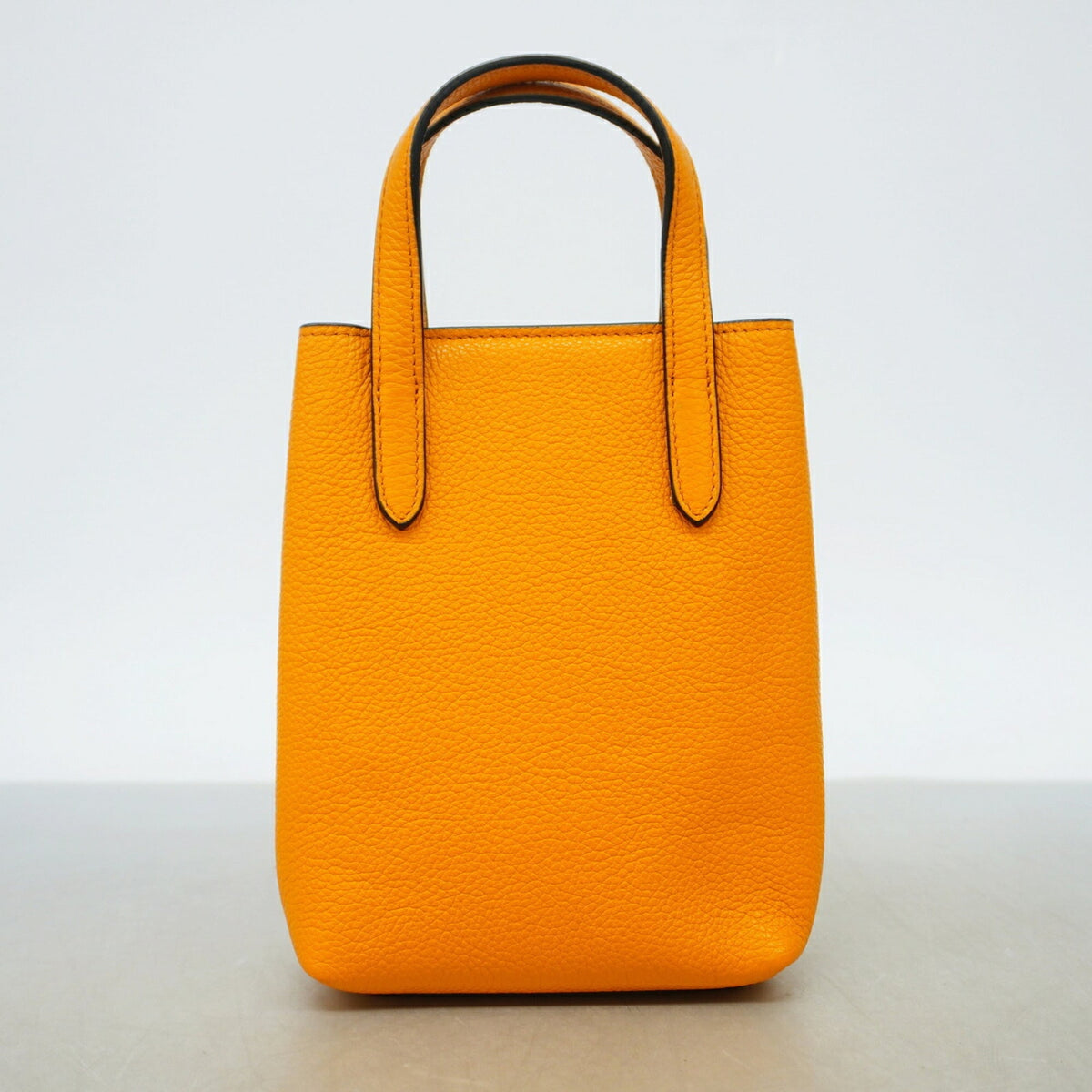 Salvatore Ferragamo Orange Leather Handbag (Pre-Owned)
