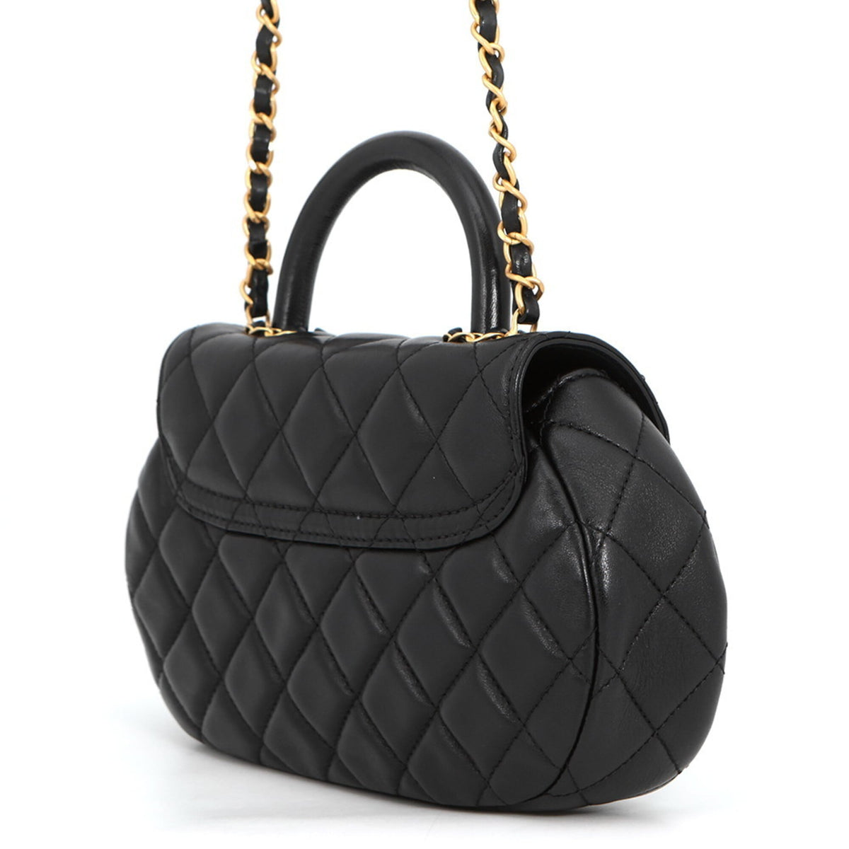 Chanel Black Leather Shoulder Bag (Pre-Owned)
