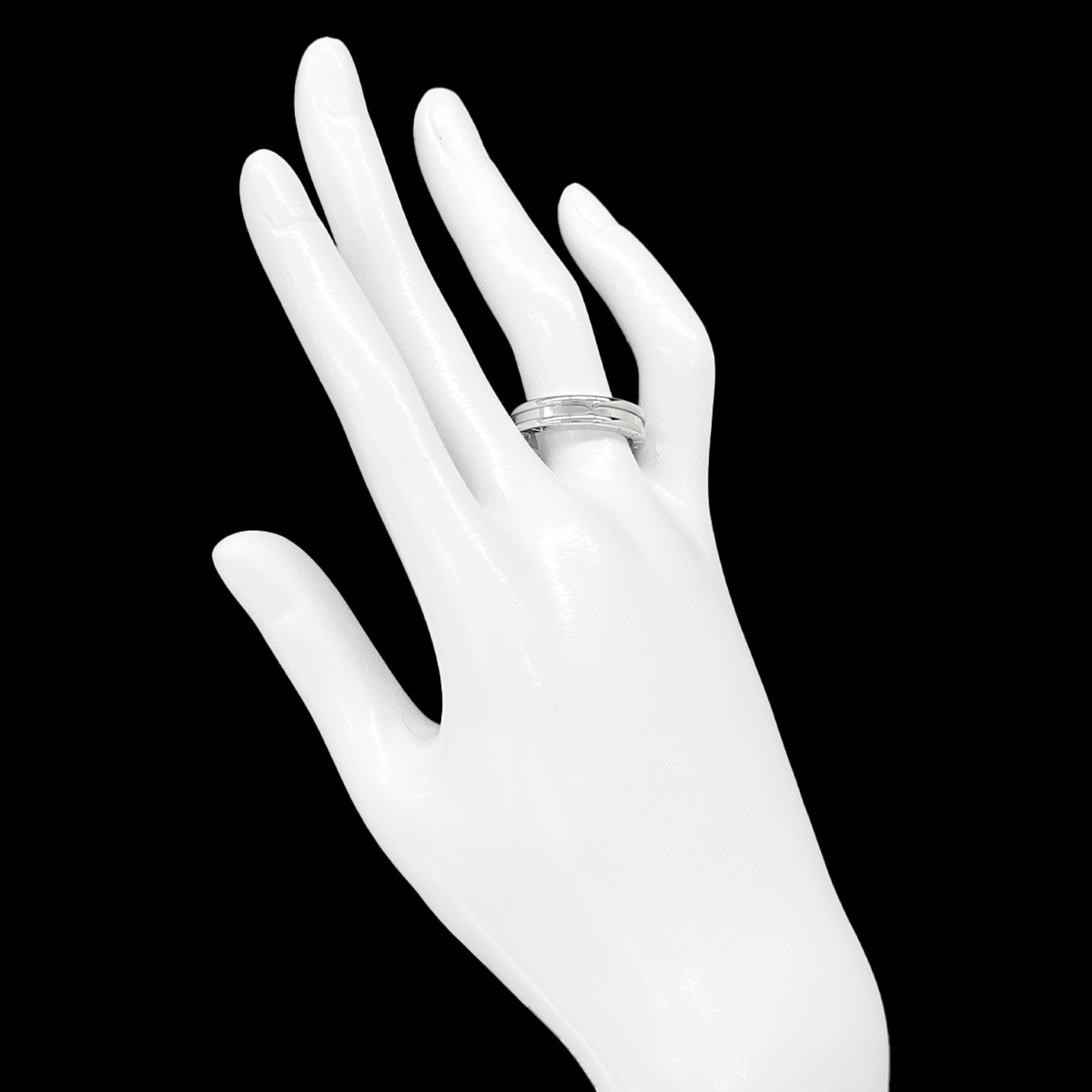 Bvlgari White Gold (18K) Band Ring (Pre-Owned)