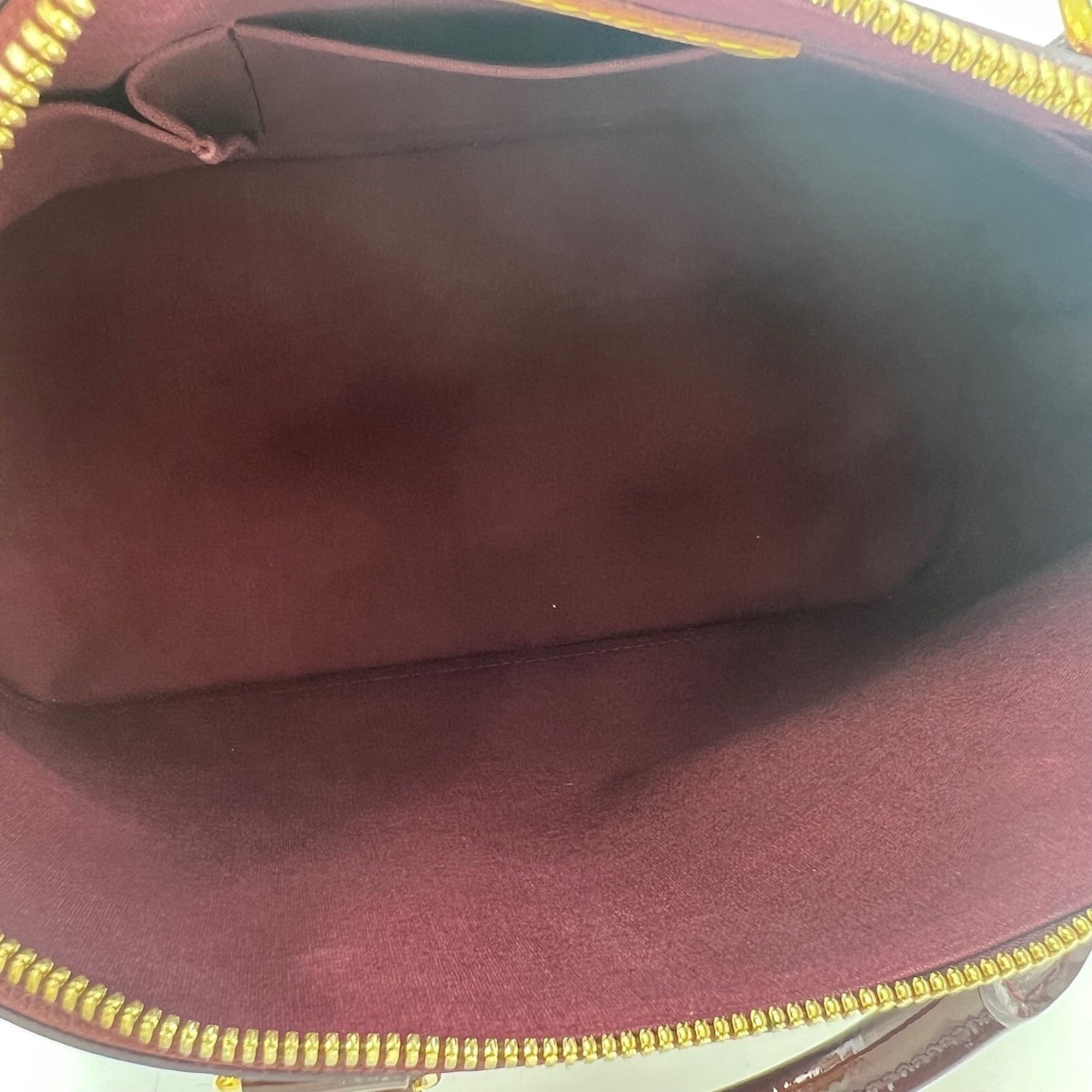 Louis Vuitton Monogram Vernis Red Color Handbag (Pre-Owned)