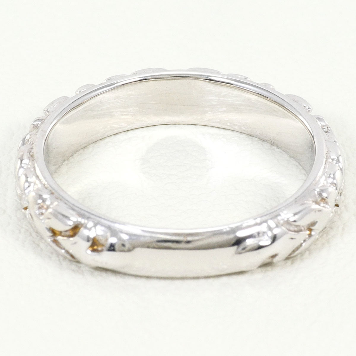 Unbranded White Gold White Gold (18K) Band Ring (Pre-Owned)