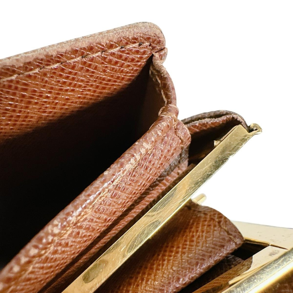 Louis Vuitton Brown Monogram Monogram Wallet (Bi-Fold) (Pre-Owned)