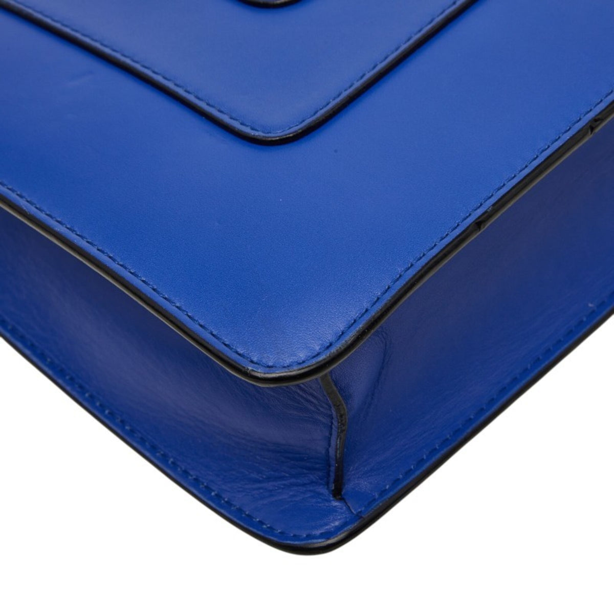Bvlgari Blue Leather Shoulder Bag (Pre-Owned)