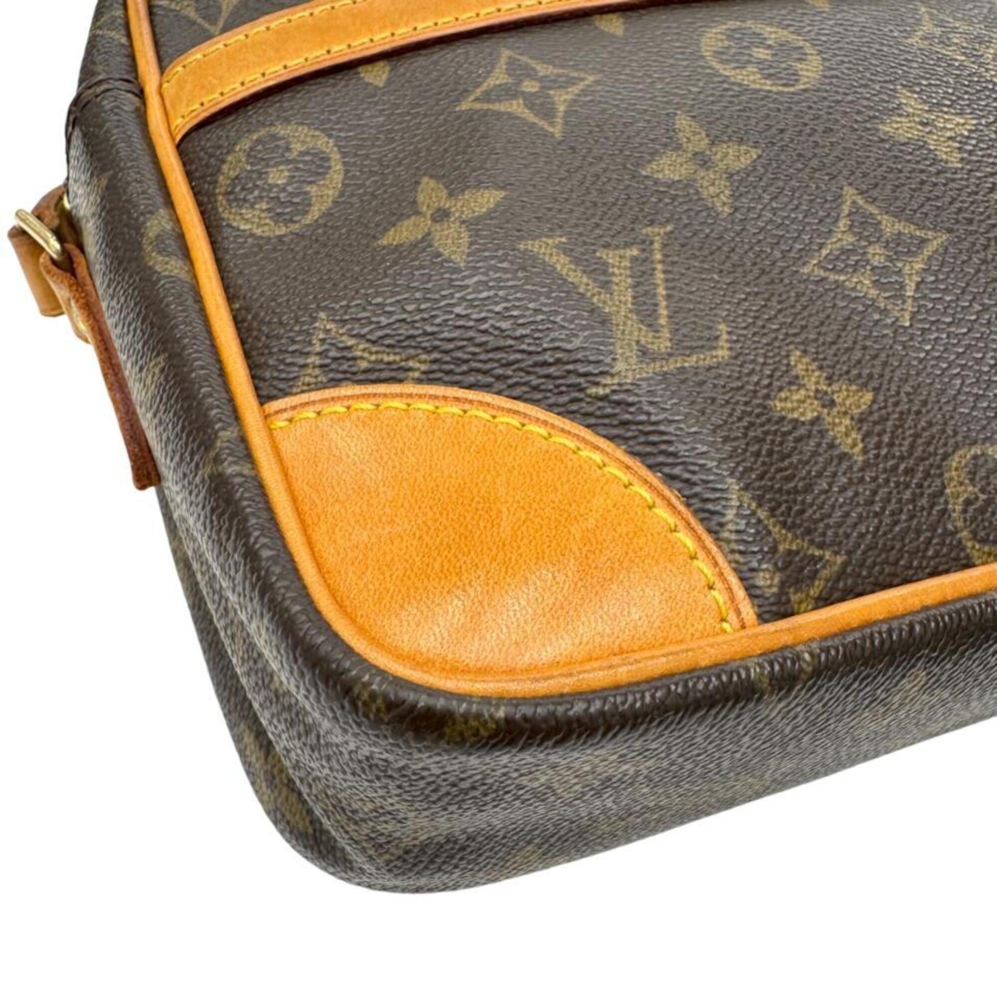 Louis Vuitton Brown Monogram Shoulder Bag (Pre-Owned)