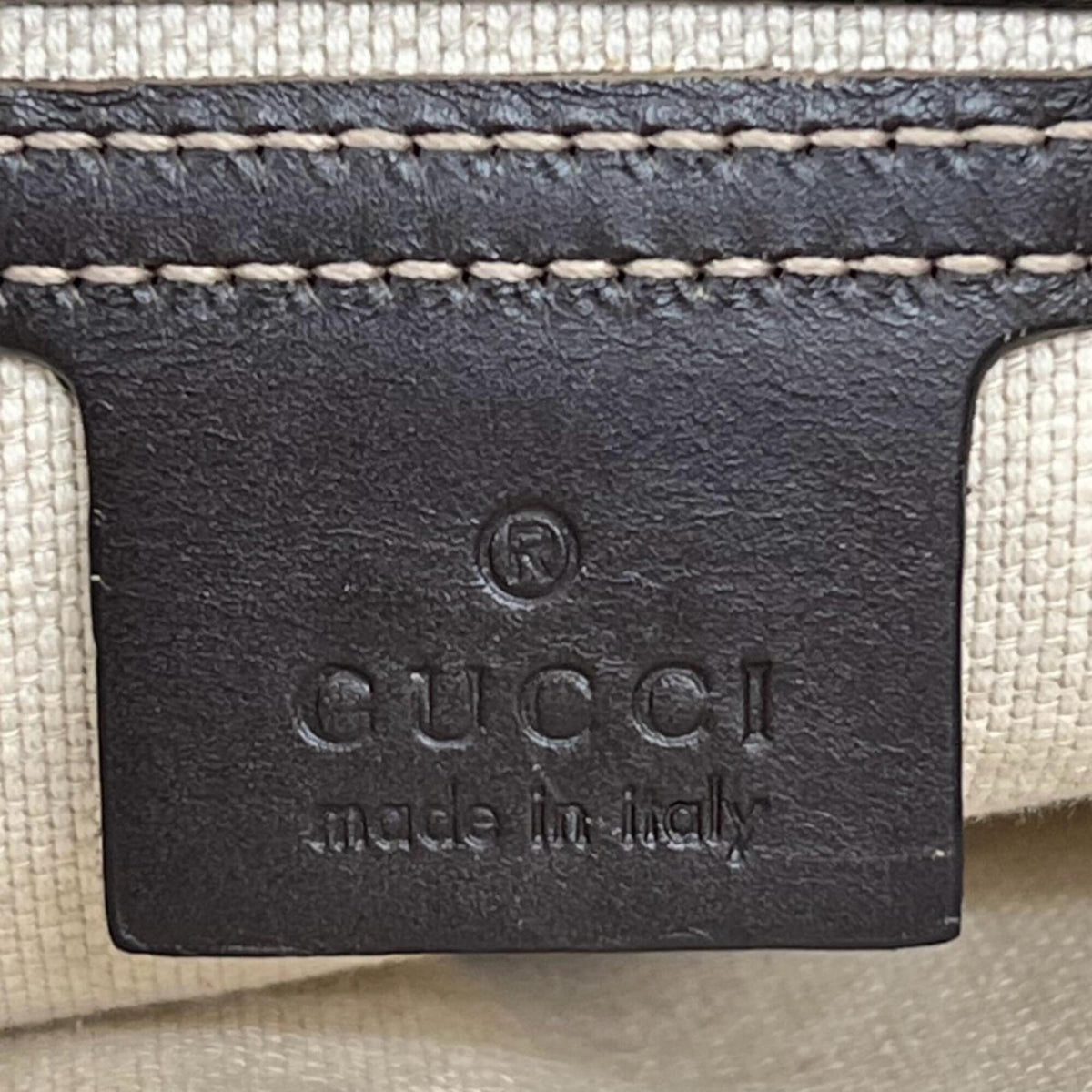 Gucci Brown Gg Supreme Canvas Crossbody Bag Messenger Bag (Pre-Owned)