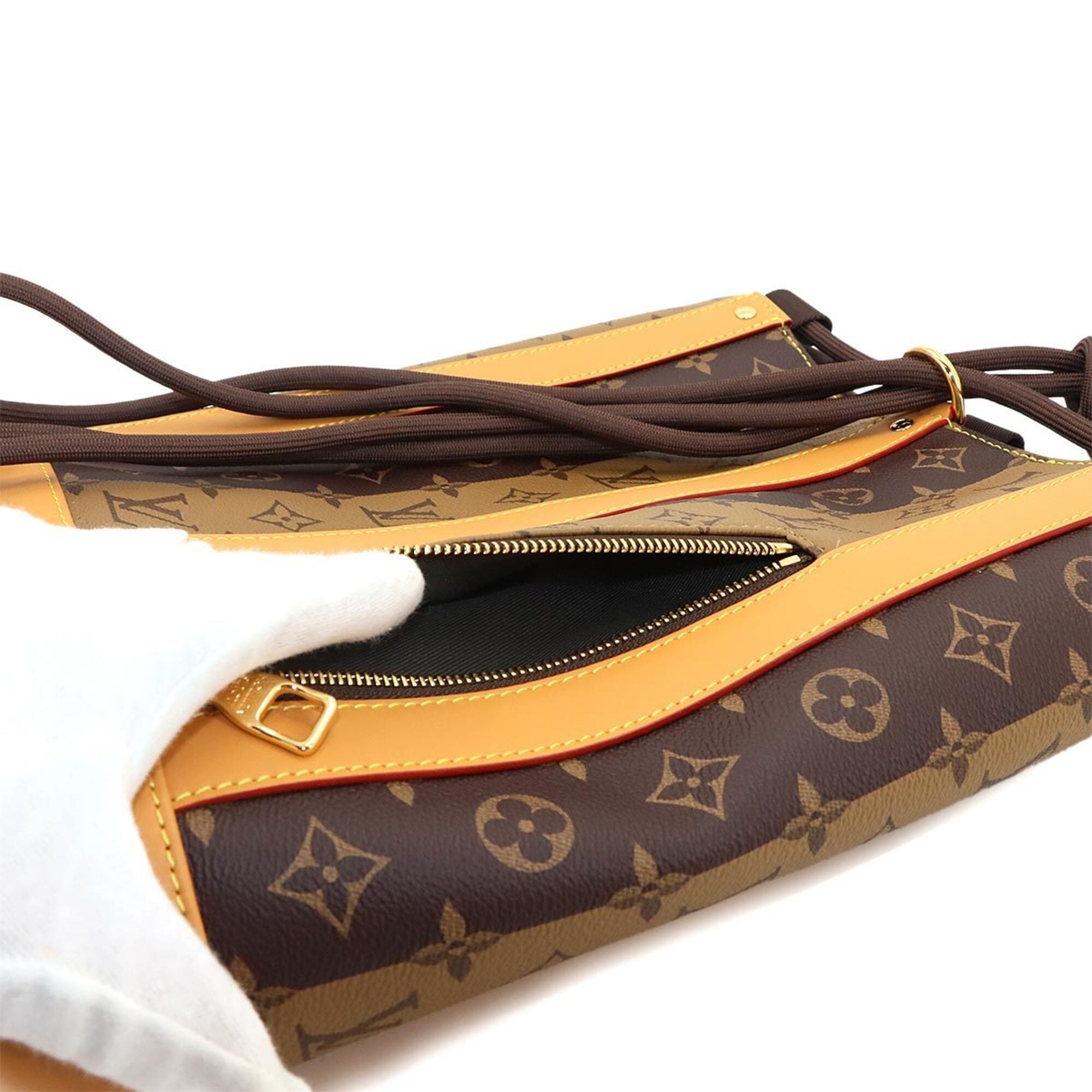 Louis Vuitton Monogram Monogram Messenger Bag Shoulder Bag (Pre-Owned)