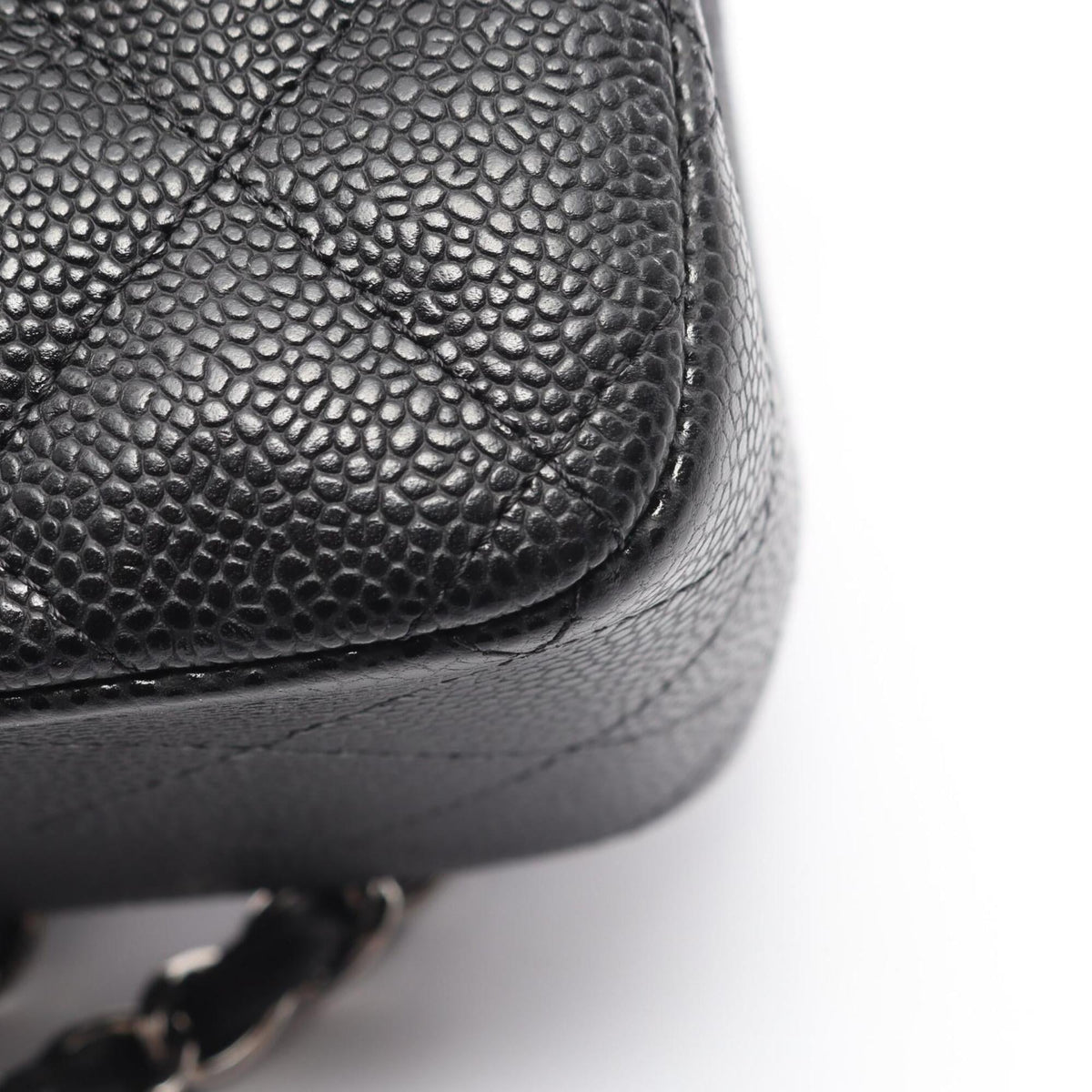 Chanel Black Grained Calfskin Leather Handbag Shoulder Bag (Pre-Owned)