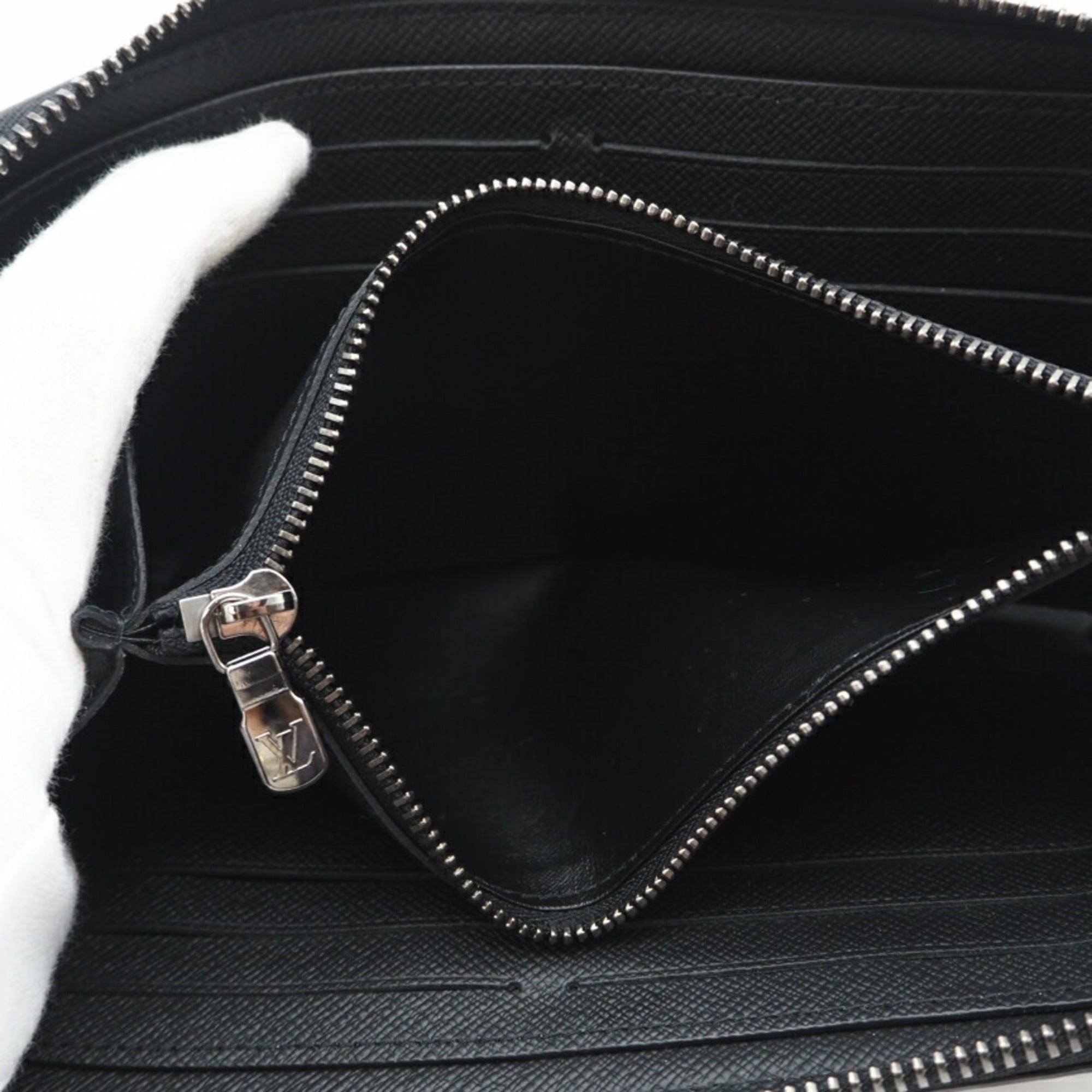 Louis Vuitton Black Coated Canvas Coin Purse/Coin Case (Pre-Owned)