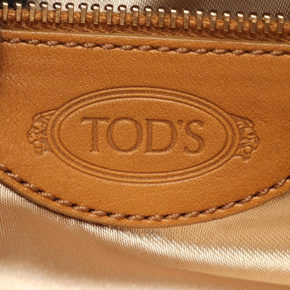 Tod's Brown Fabric Leather Handbag (Pre-Owned)