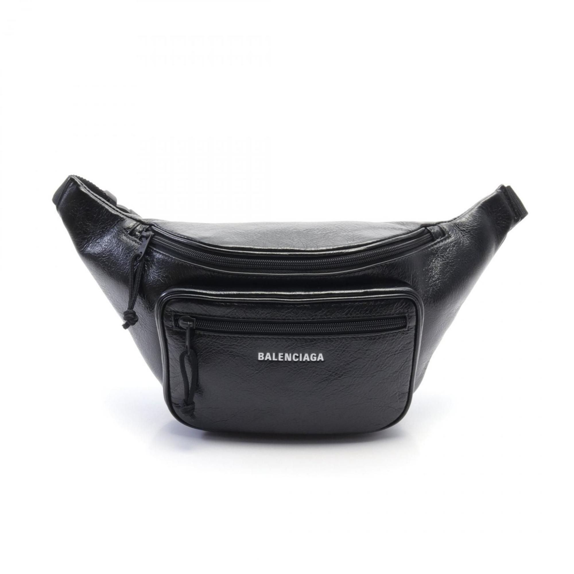 Balenciaga Black Leather Fanny Pack (Pre-Owned)