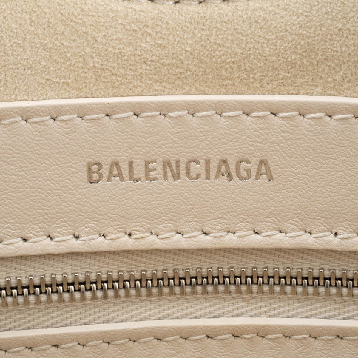 Balenciaga Cream Leather Tote Bag (Pre-Owned)