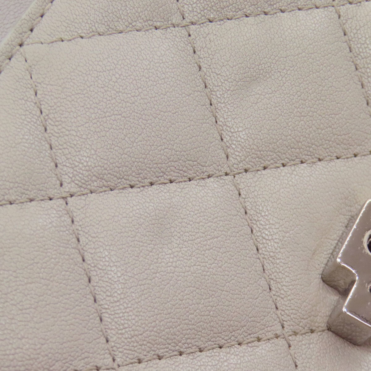 Chanel Gray Shoulder Bag (Pre-Owned)