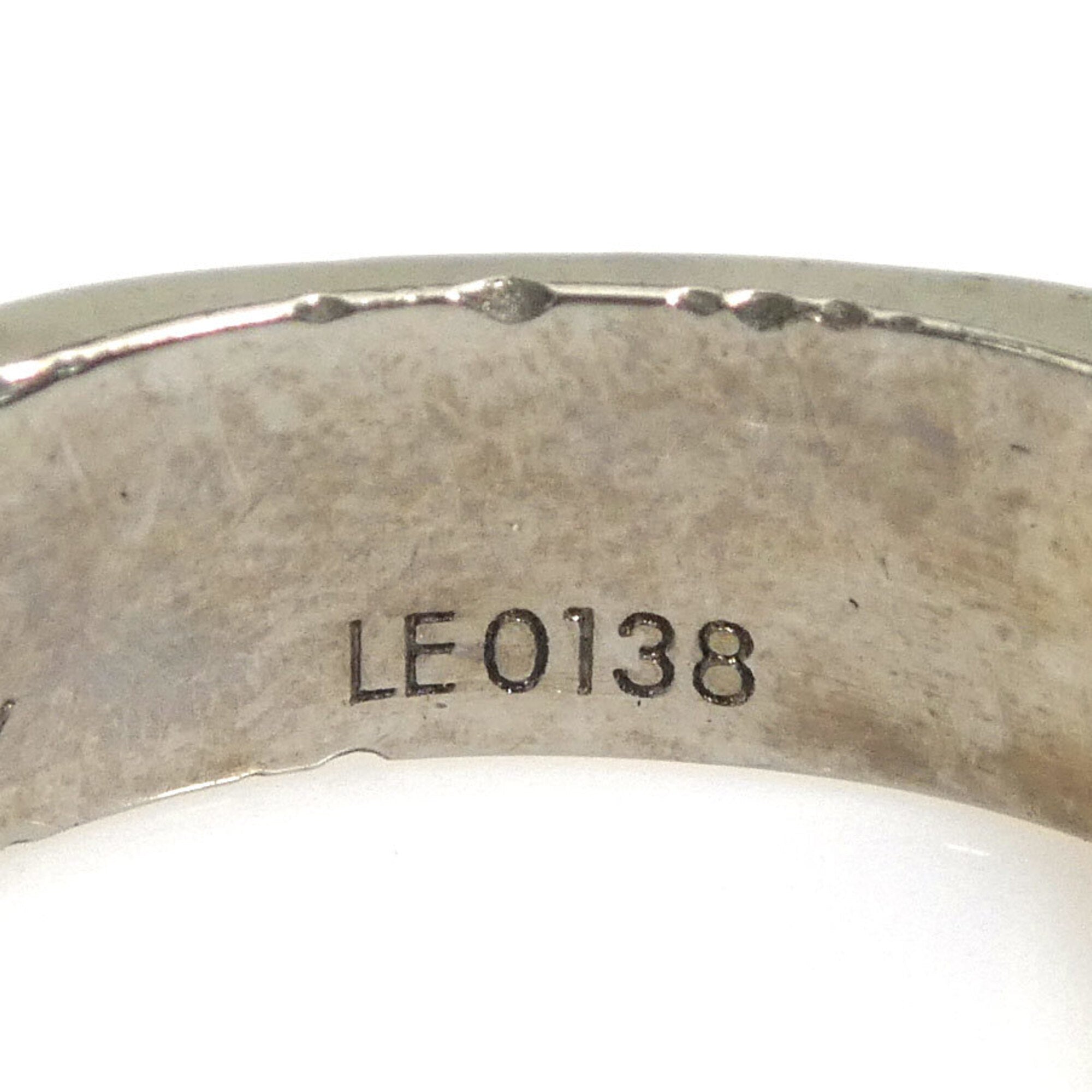 Louis Vuitton Silver Metal Band Ring (Pre-Owned)