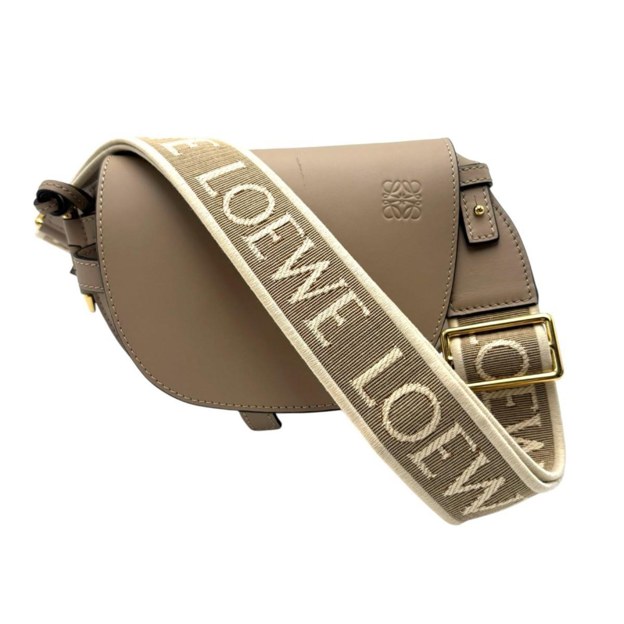 Loewe Beige Leather Shoulder Bag (Pre-Owned)