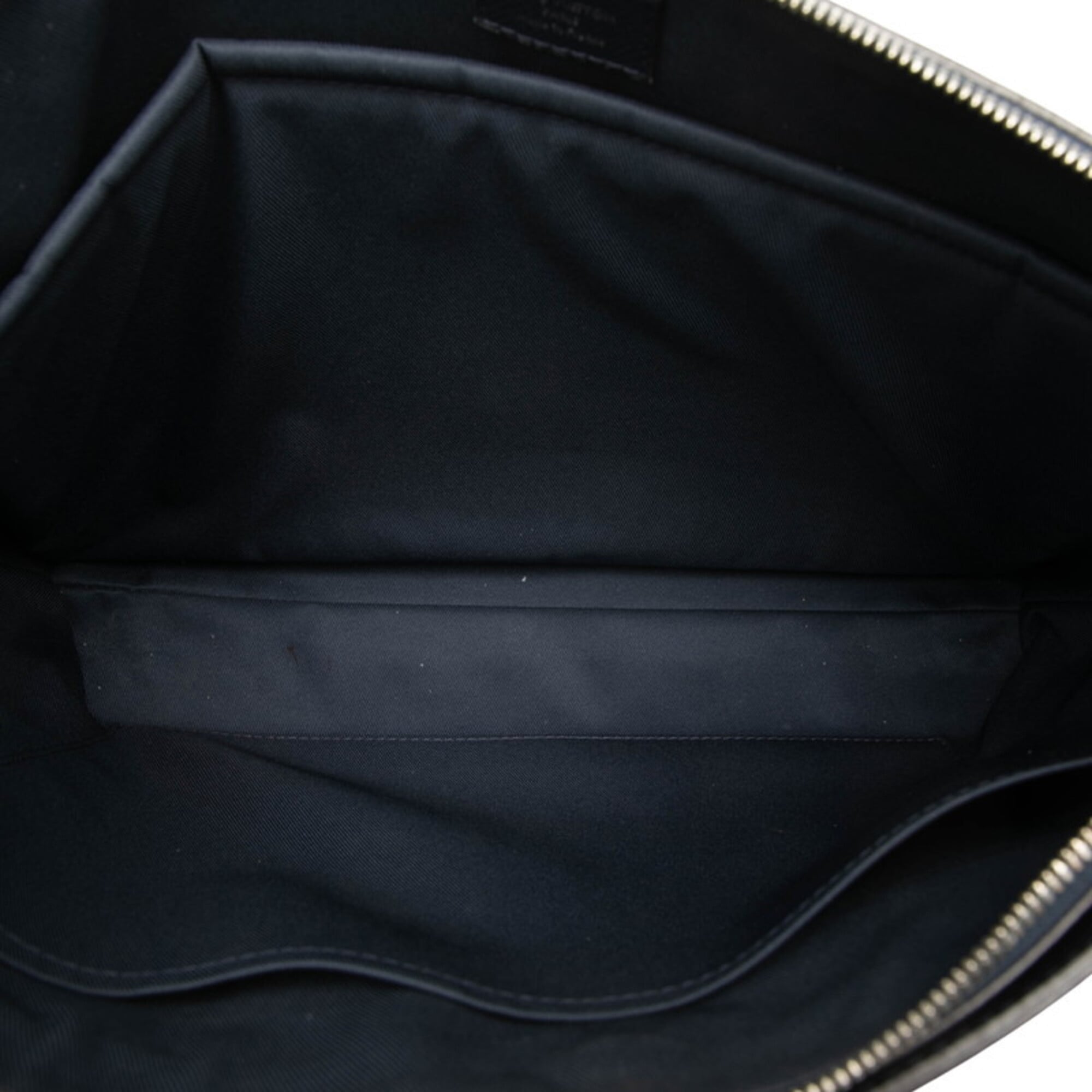 Louis Vuitton Navy Taiga Leather Leather Briefcase Shoulder Bag (Pre-Owned)