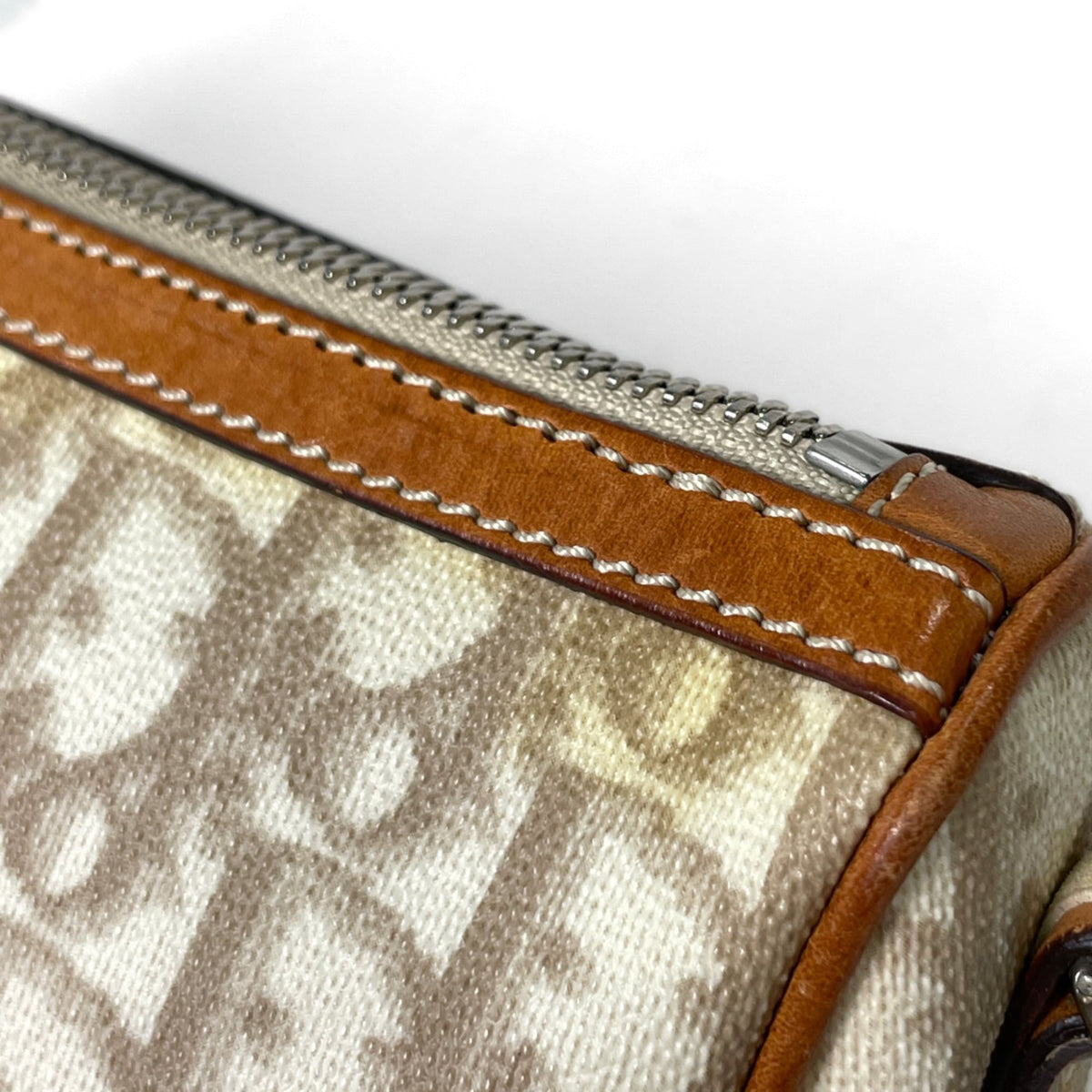 Christian Dior Brown White Coated Canvas Leather Shoulder Bag (Pre-Owned)