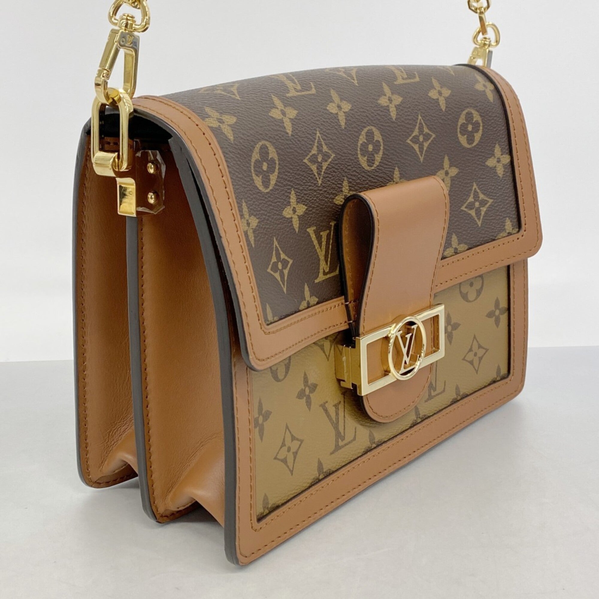 Louis Vuitton Brown Shoulder Bag (Pre-Owned)