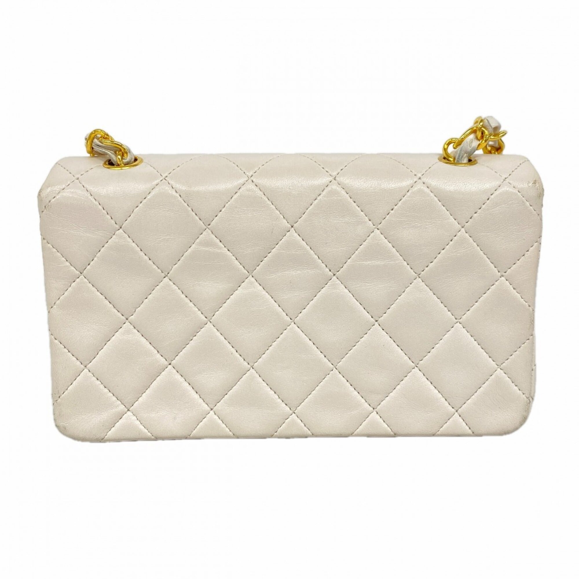 Chanel White Leather Shoulder Bag (Pre-Owned)