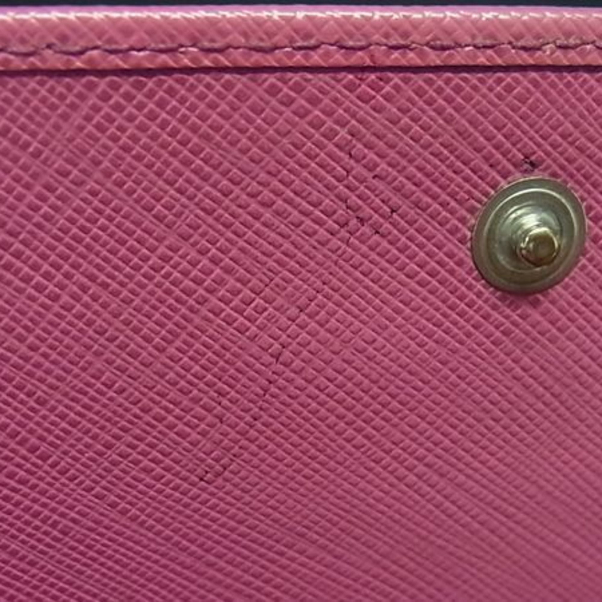 Salvatore Ferragamo Pink Leather Long Wallet (Bi-Fold) (Pre-Owned)