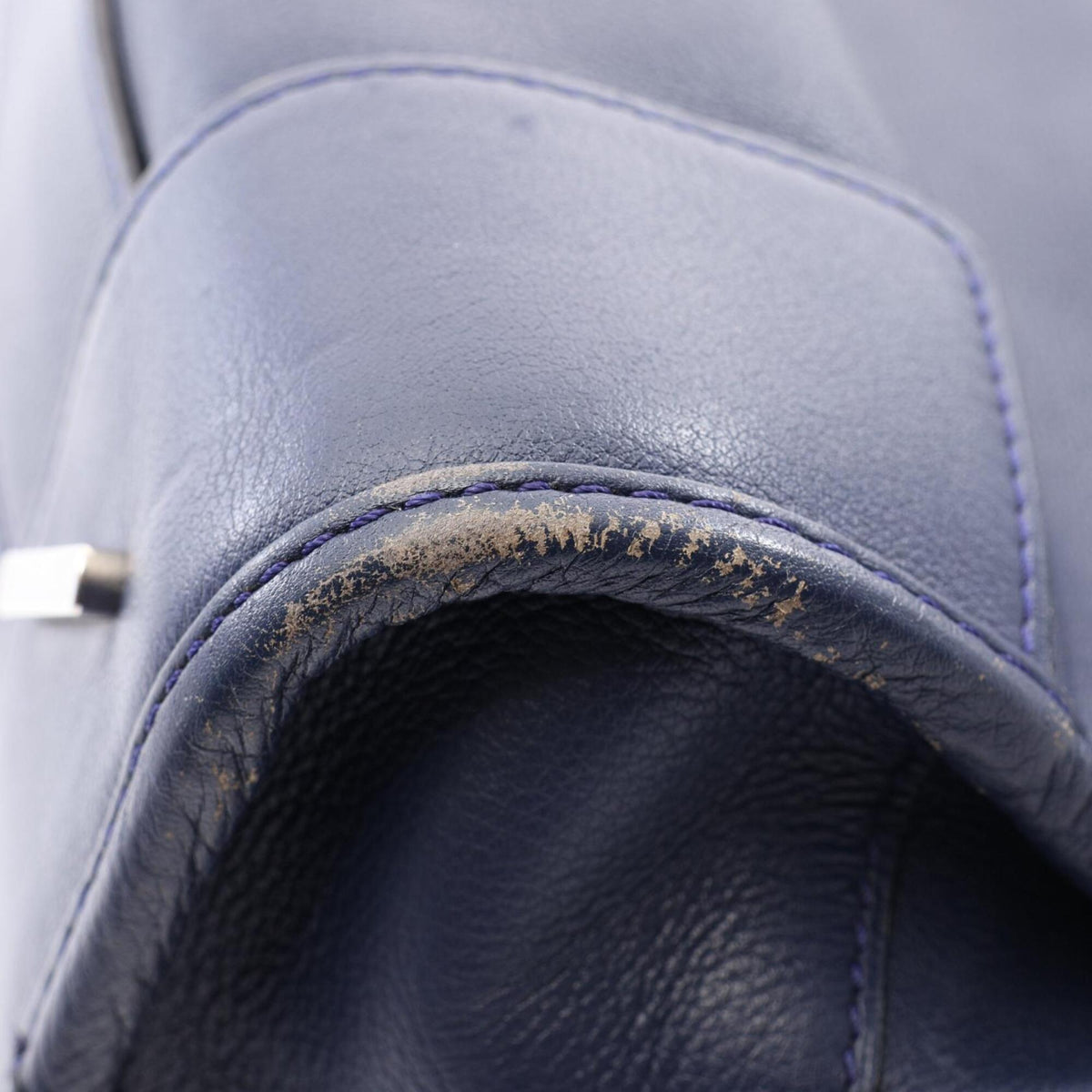 Loewe Navy Leather Handbag (Pre-Owned)