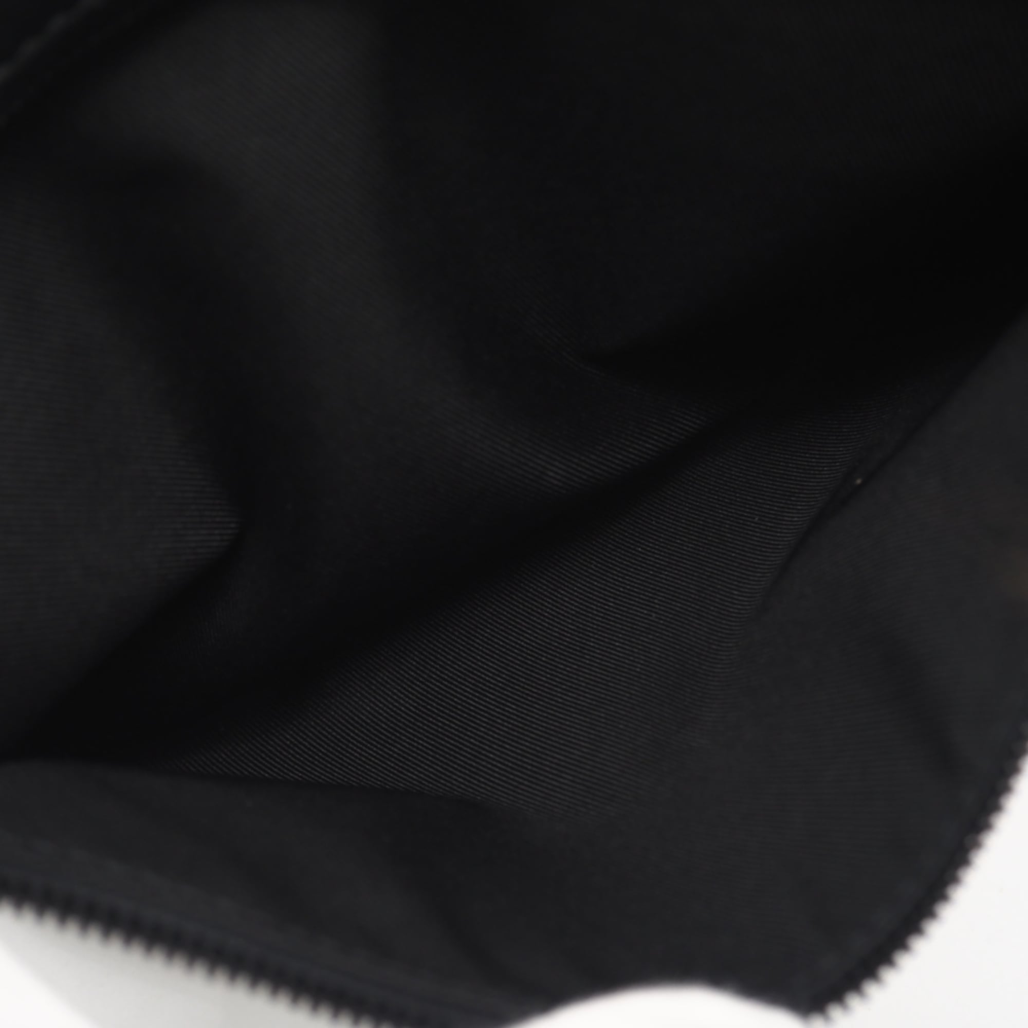 Louis Vuitton Black Noir Leather Shoulder Bag (Pre-Owned)