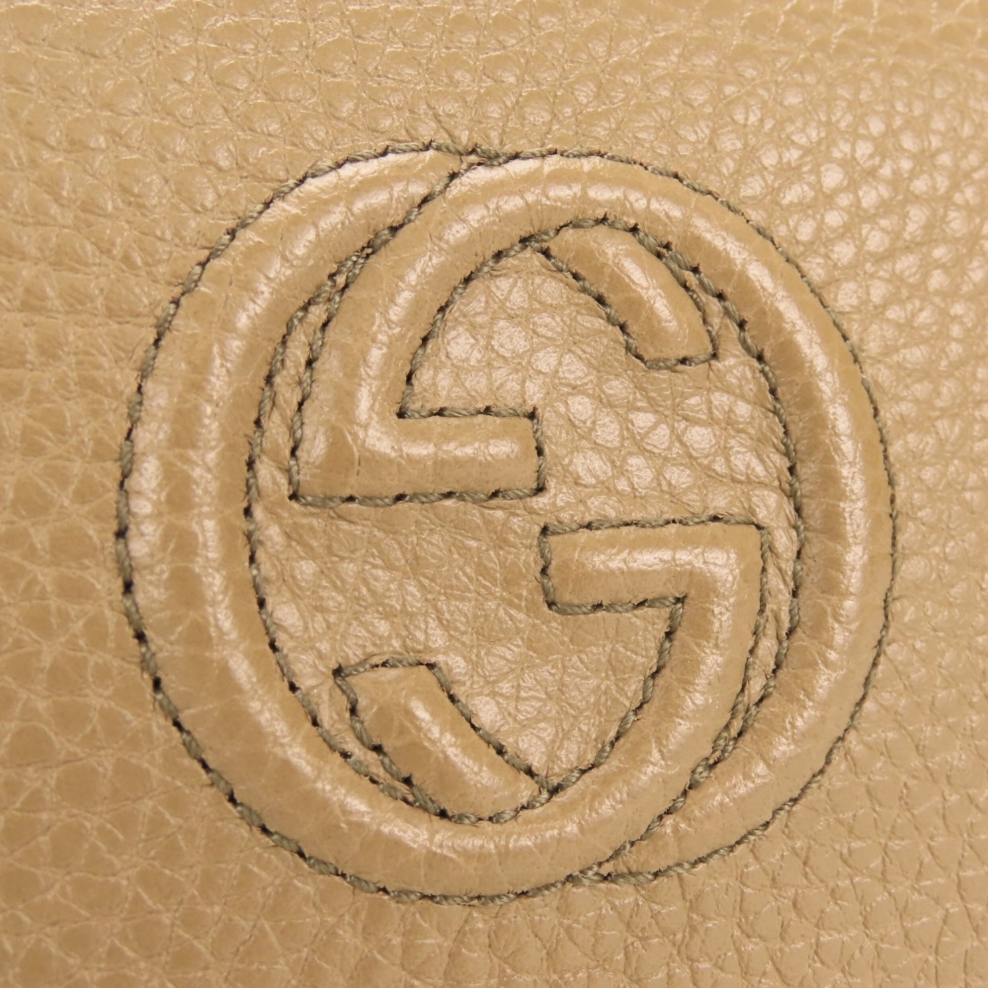 Gucci Beige Leather Wallet (Tri-Fold) (Pre-Owned)