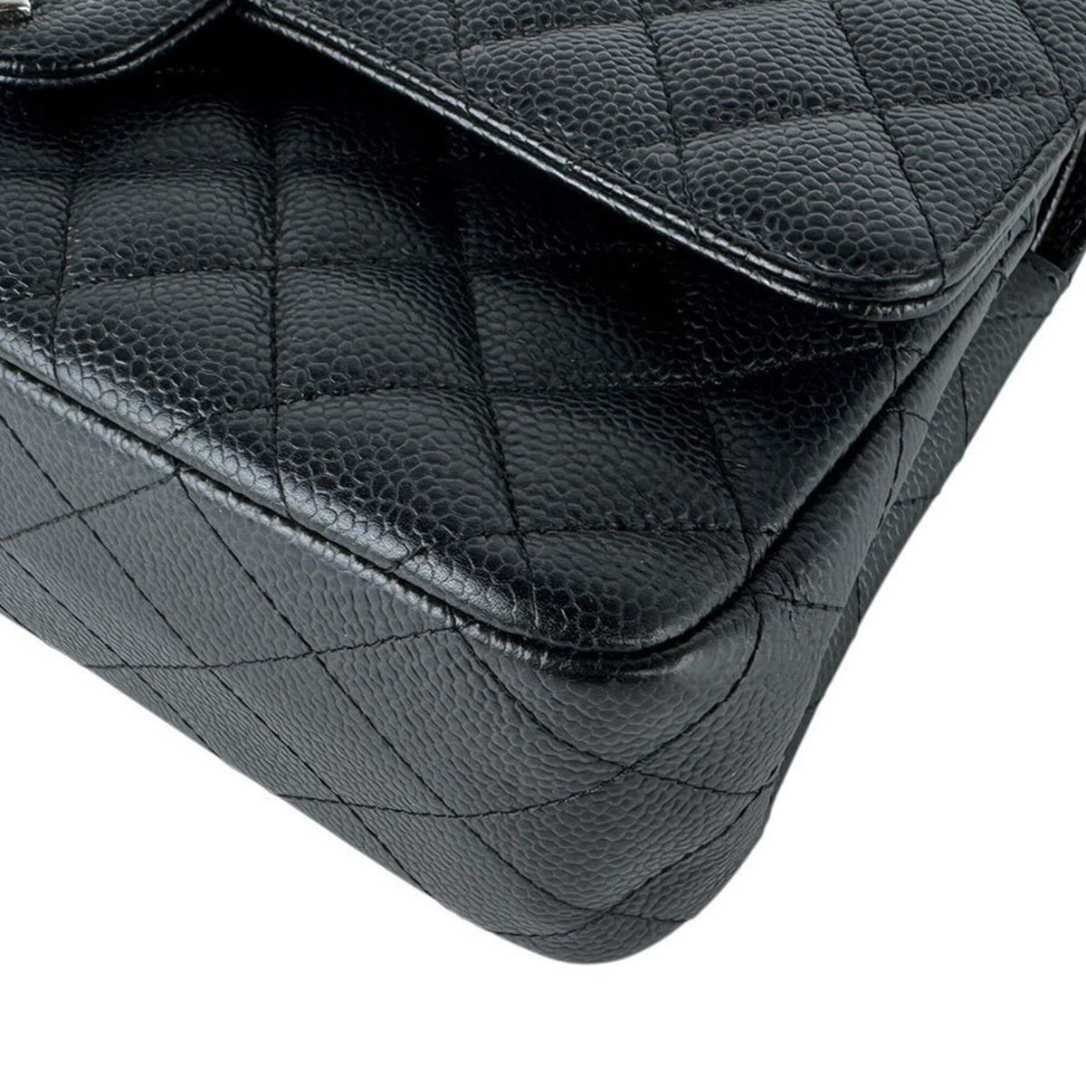 Chanel Black Grained Calfskin Shoulder Bag (Pre-Owned)