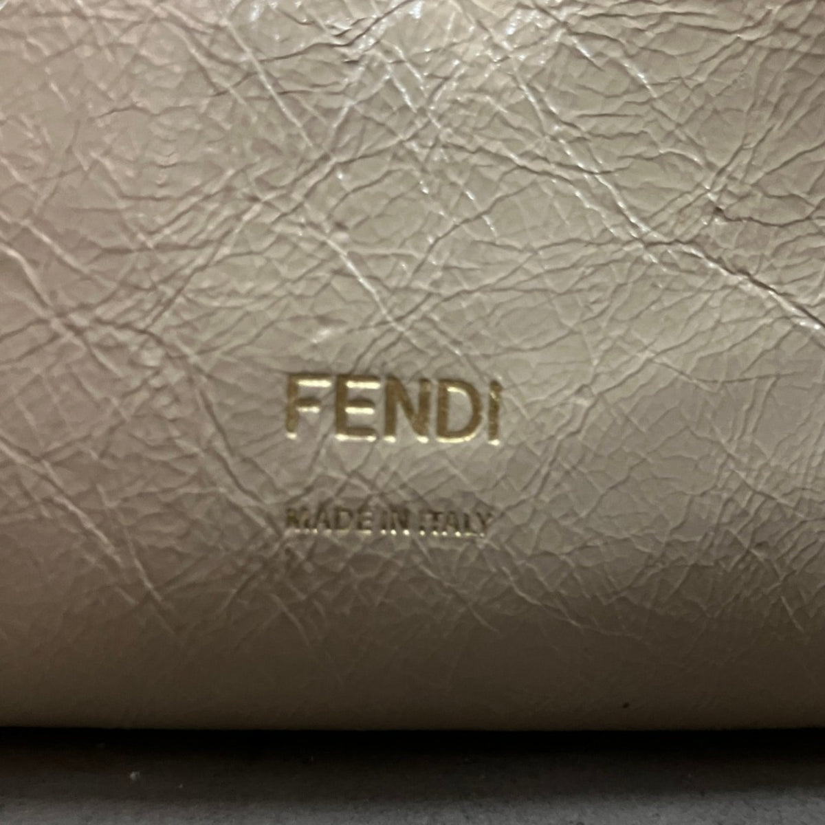 Fendi Grayish Leather Shoulder Bag (Pre-Owned)