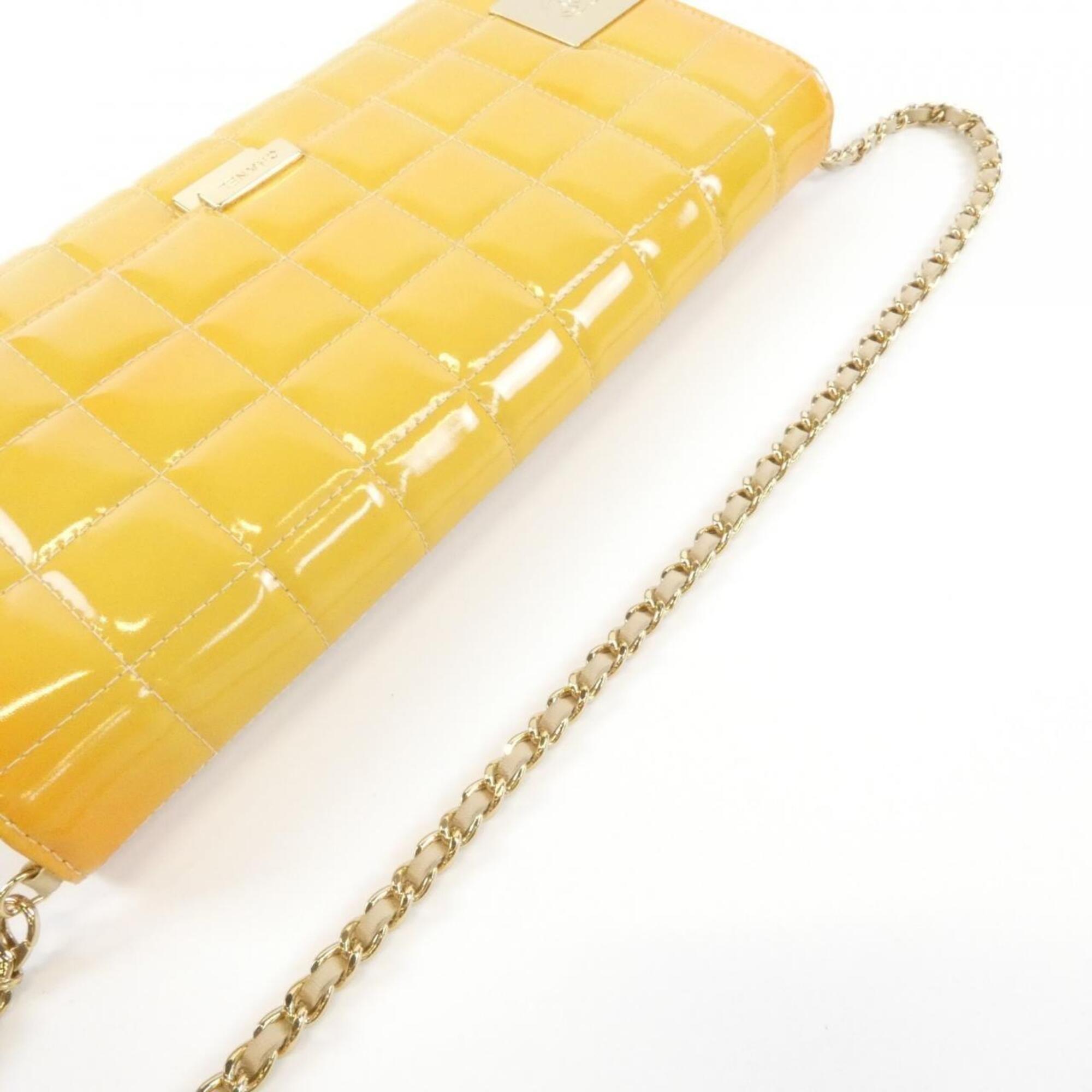 Chanel Yellow Shoulder Bag (Pre-Owned)