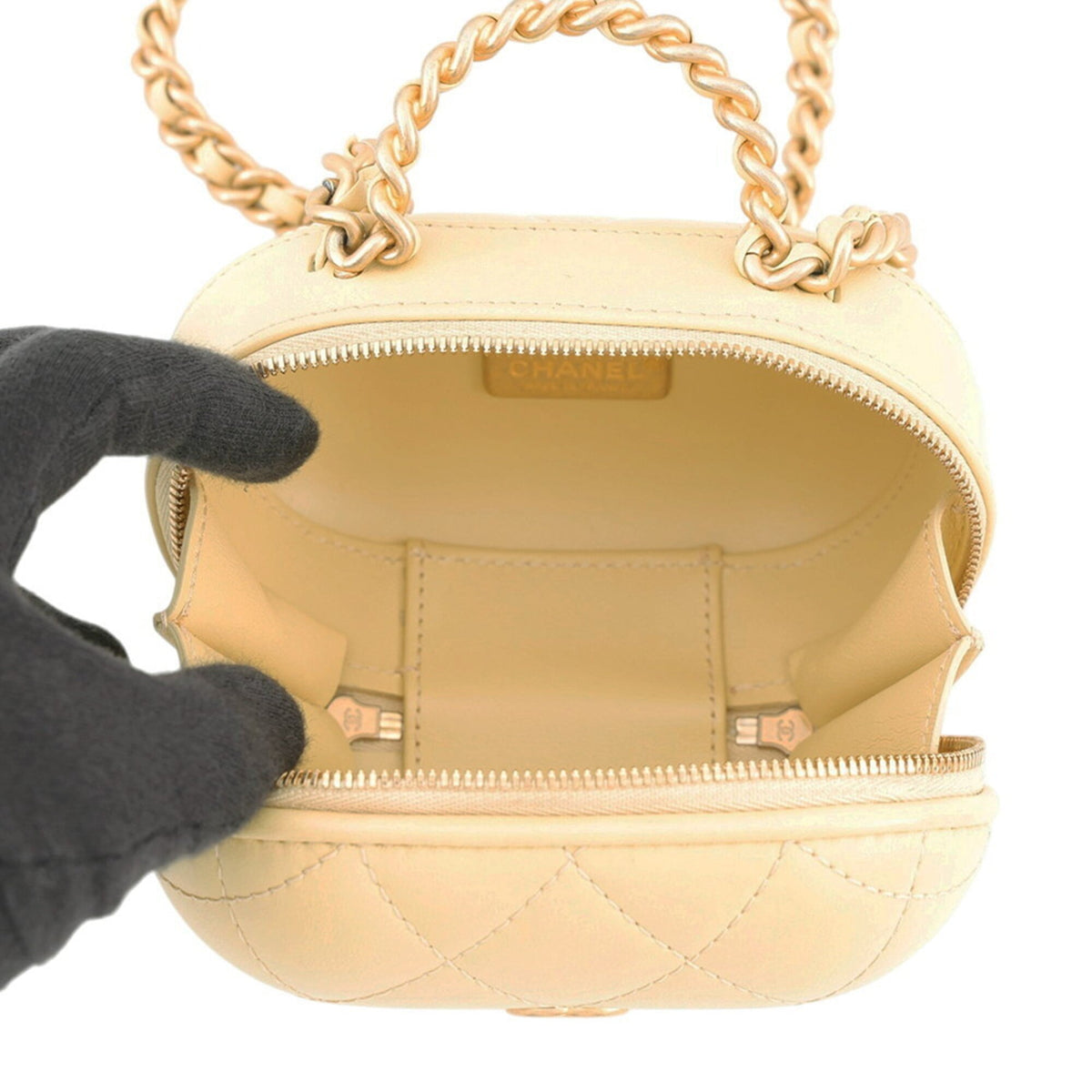 Chanel Yellow Leather Handbag Shoulder Bag (Pre-Owned)